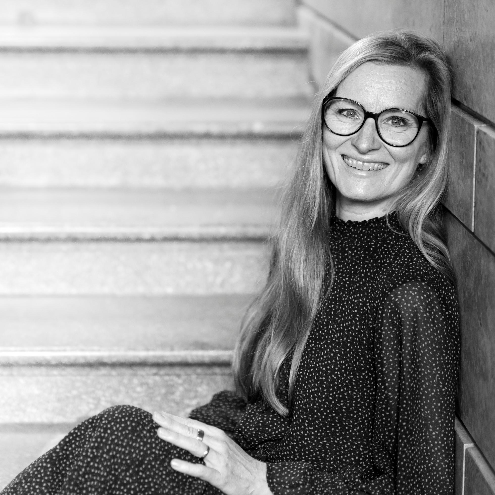 Kirjailija Katja Kallio ja Asko Kallonen tutustuivat toisiinsa kiinnostavalla tavalla 30 vuotta sitten – tämä klassikkoromaani sai pariskunnan itkemään yhdessä