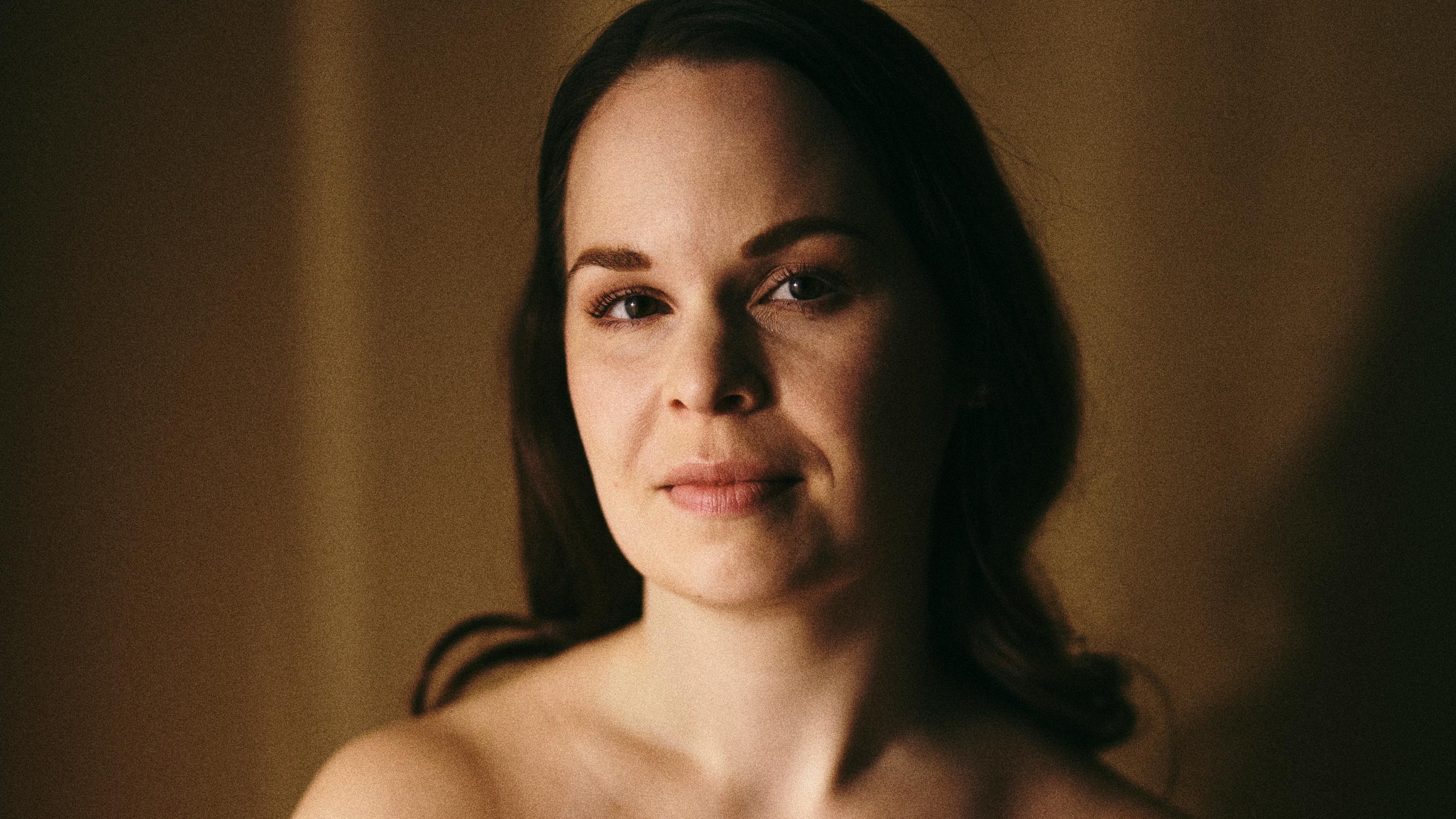 Sofia, 36, harmitteli kivikovia reisiään vuosia, ja sitten diagnoosi yllätti – ”Plastiikkakirurgia oli ainoa jäljellä oleva vaihtoehto”