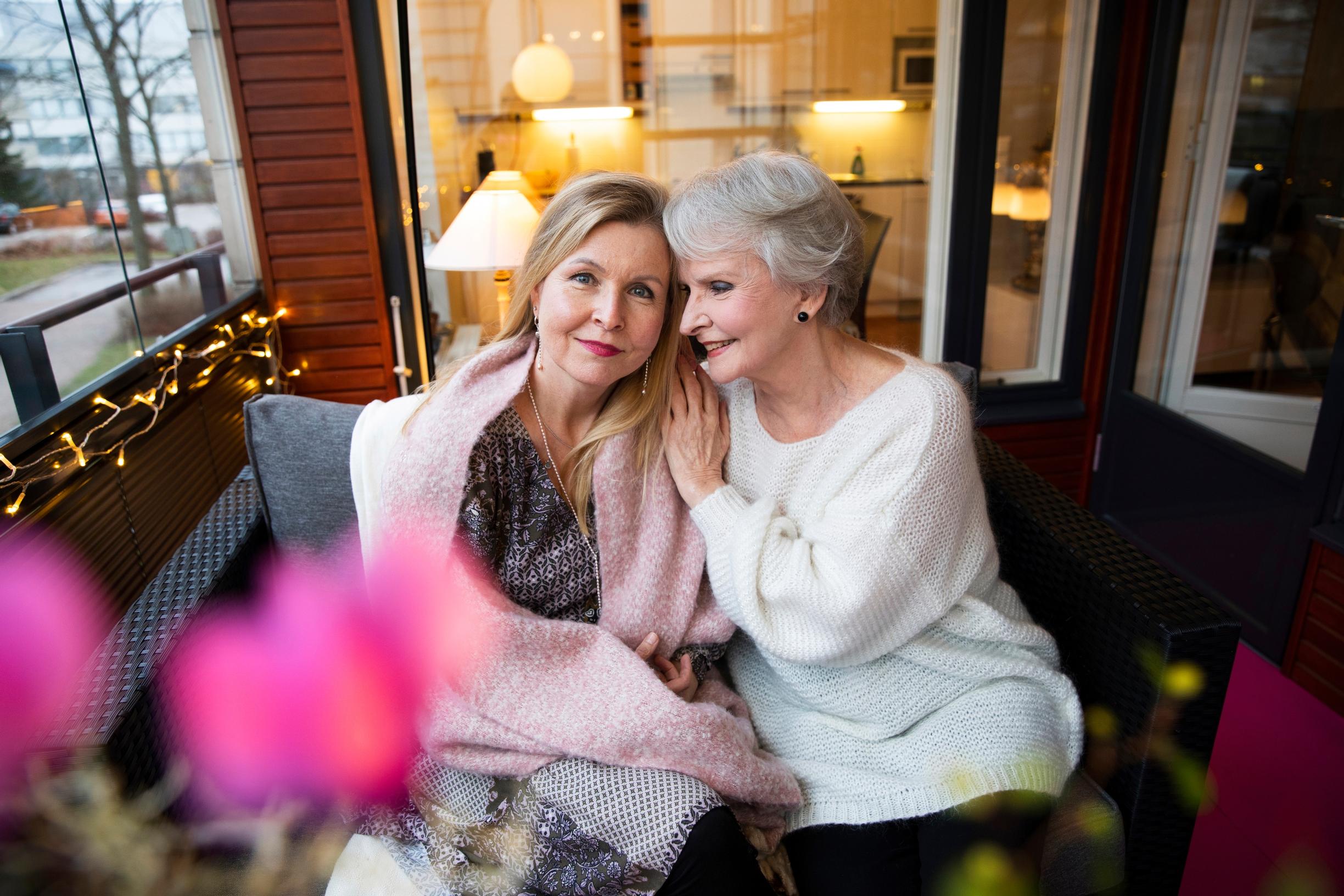 Hanna Svennevig sai takotsubo-kardiomyopatia- kohtauksen. Isosisko oli pikkusiskon tukena.