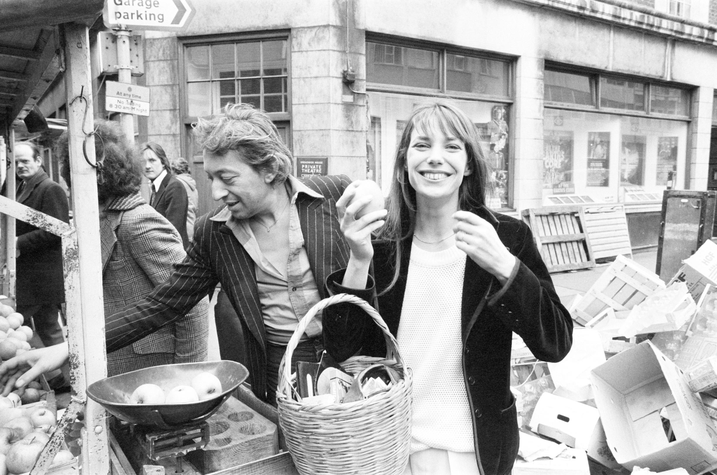 Miten olisi arjen univormu tai arkiruokakerho ystävien kanssa? Neljä naista kertoo oivalluksensa, miten arjesta tulee ihanampaa