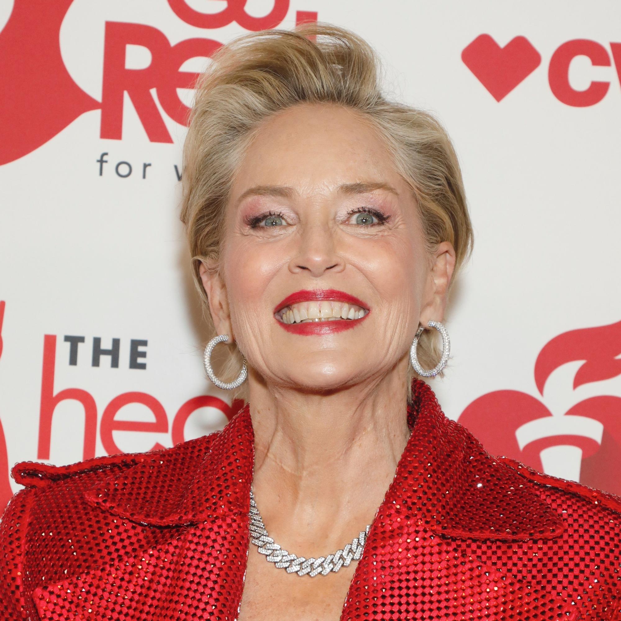 Näin teet lyhyisiin hiuksiin kevään trendikkäimmät kampaukset – kampaaja antaa 6 vinkkiä kuohkeaan tukkaan