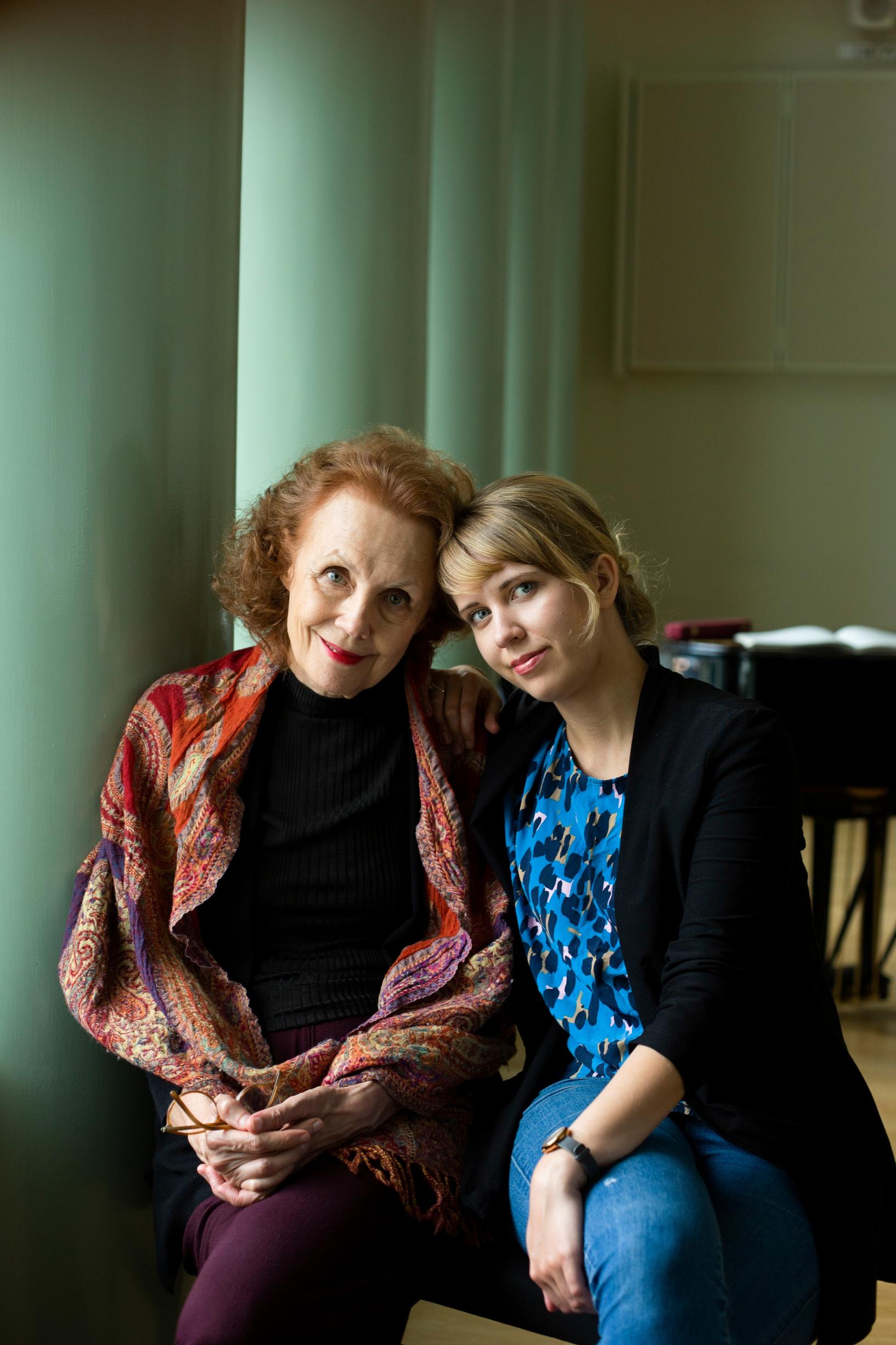 Kaija Saariaho ja tytär Aliisa Barriere