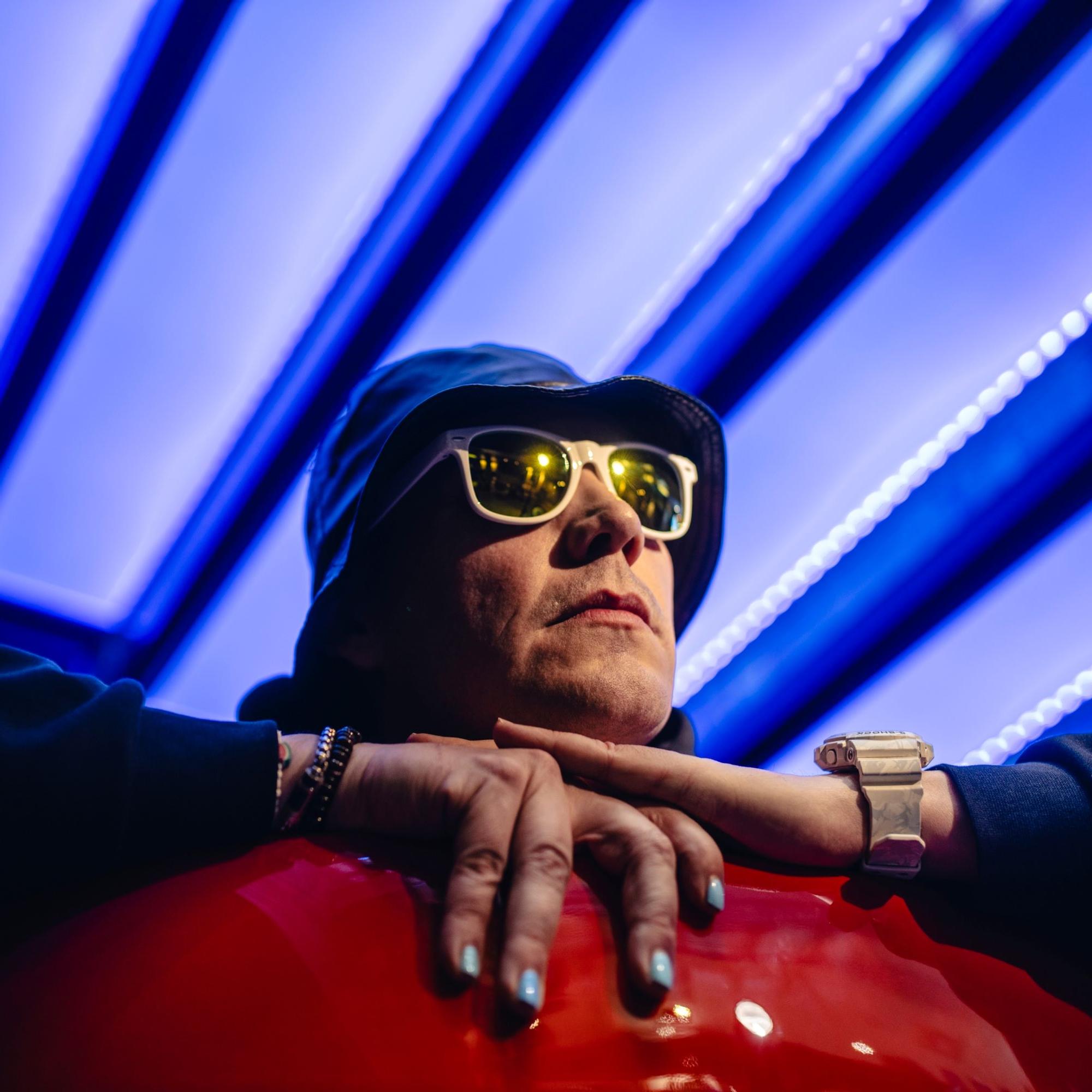 Petri Nygård menetti nuorena äitinsä alkoholimyrkytyksen takia:  ”Kaadoin viinat vessanpönttöön, mutta eihän se mitään auttanut”