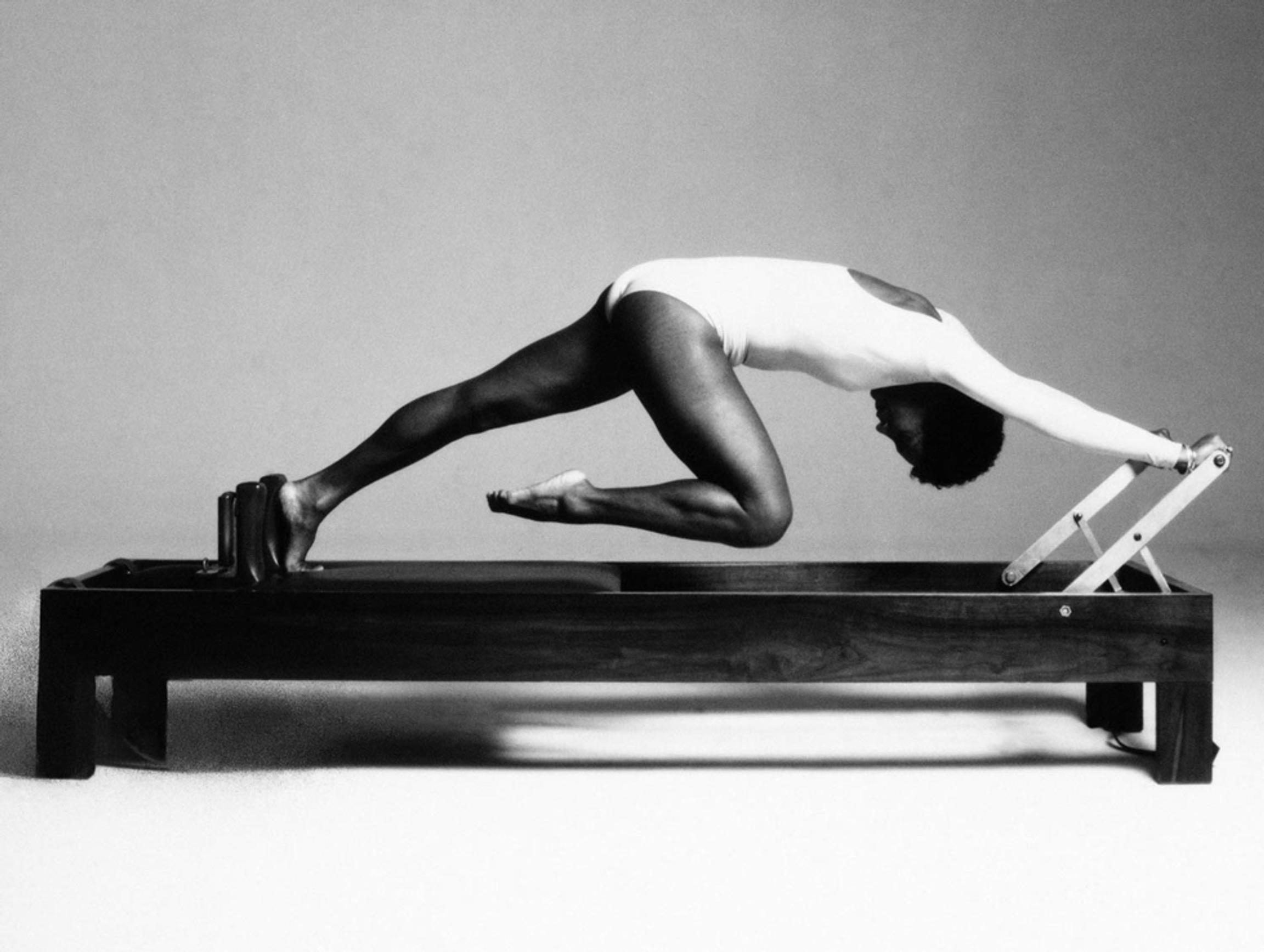 Tehokas kuuden liikkeen kotijumppa