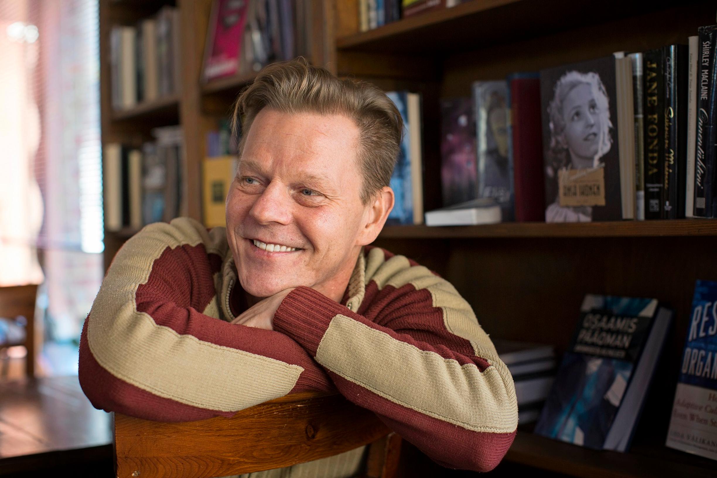 Näyttelijä Eero Enqvist: Karu lapsuus ei aiheuta enää häpeää