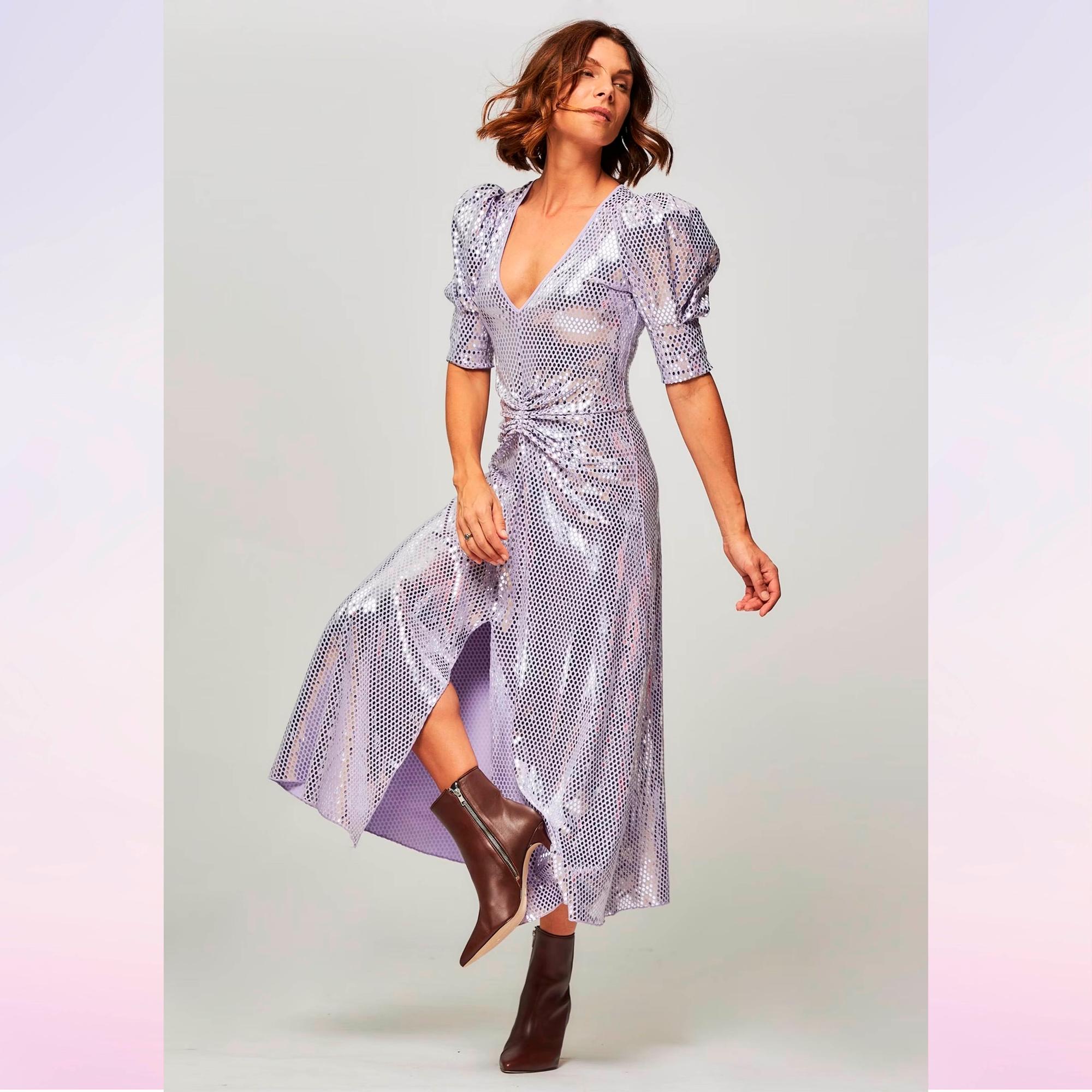 Rotate Birger Christensen -mekon (M) päivävuokra on 8 e, viikko 25 e.