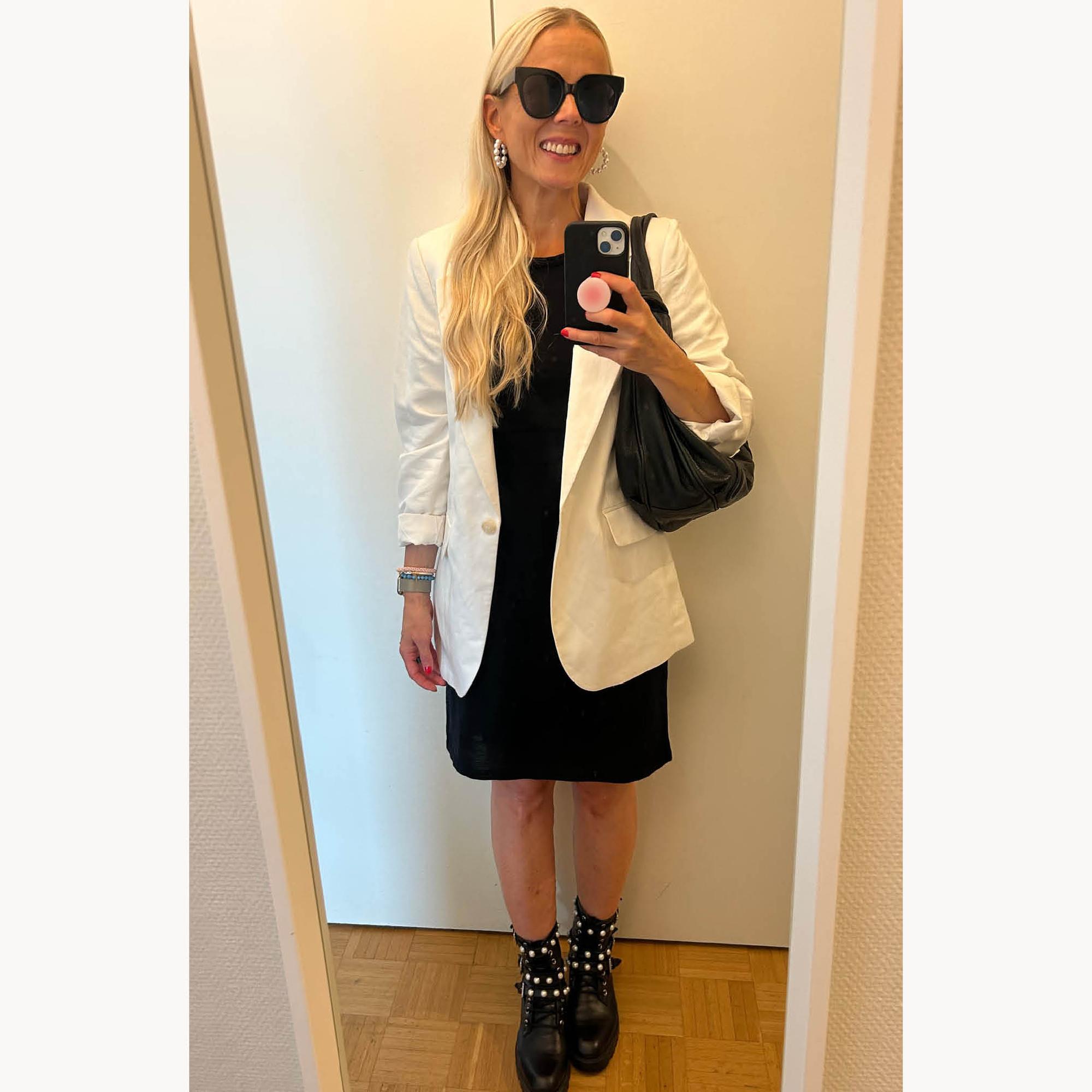 Valkoinen pellavableiseri H&M. Nilkkurit Zara, second hand. Laukku See by Chloé, second hand. Aurinkolasit Miny/Tokmanni. Korvakorut Naku Jewellery. Koko viikon ajan Kirsikka-merinomekko North Outdoor.