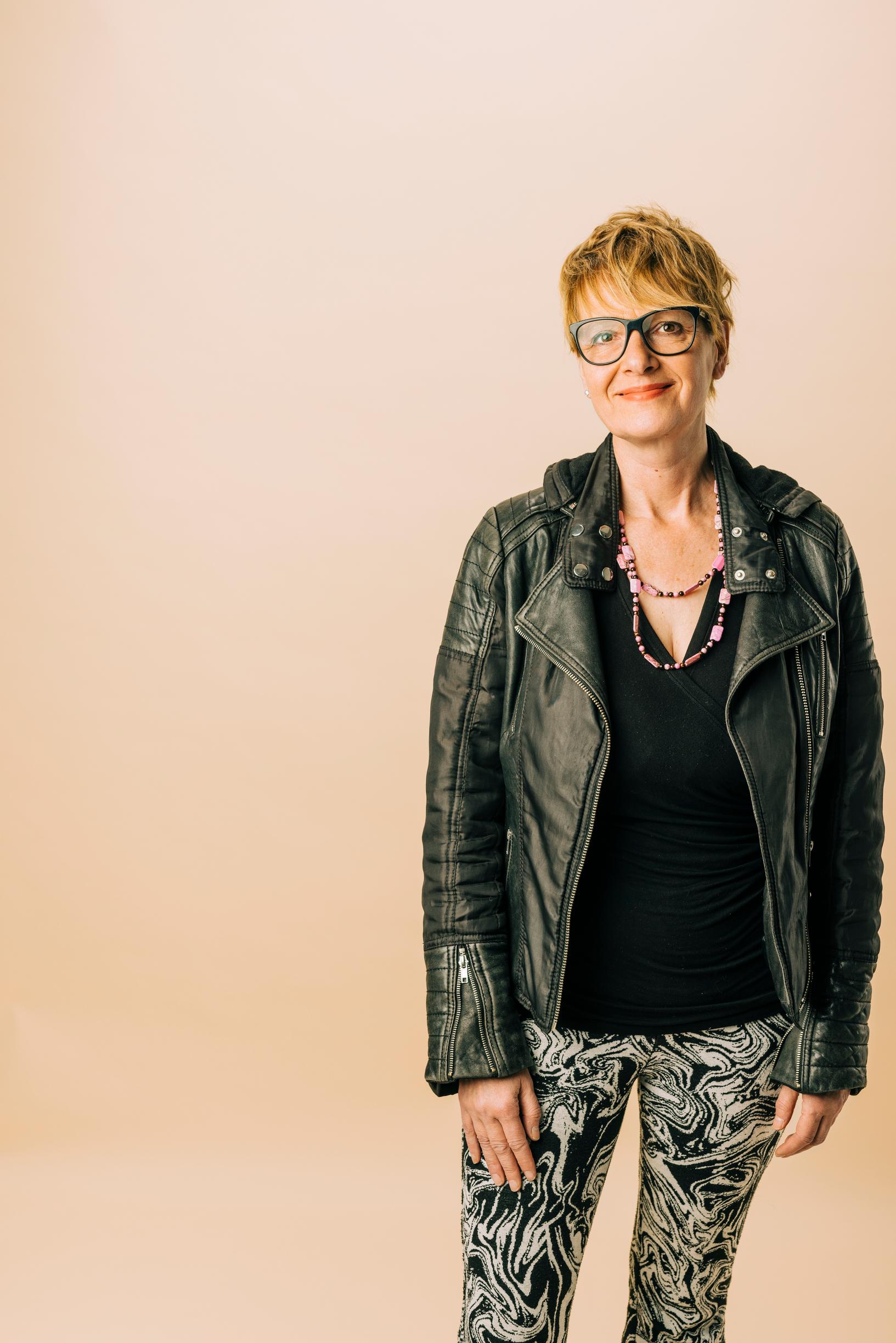 Vuoden Eeva 2023 -ehdokas Susanna Helke: ”Yhteiskunnassa ei tunnisteta, että myös elämänkaaren loppupää on arvokas”