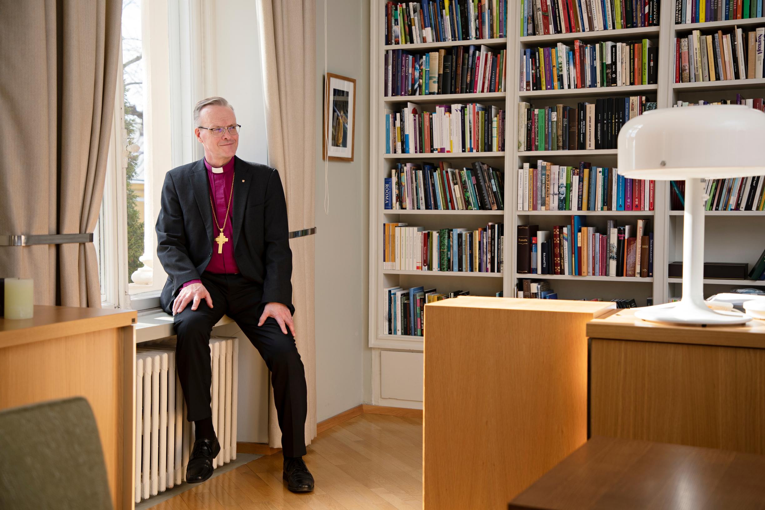 Tapio Luoma on kahdestoista arkkipiispa, joka asuu Turun arkkipiispantalossa. ”On hienoa saada kuulua sukupolvien ketjuun.”