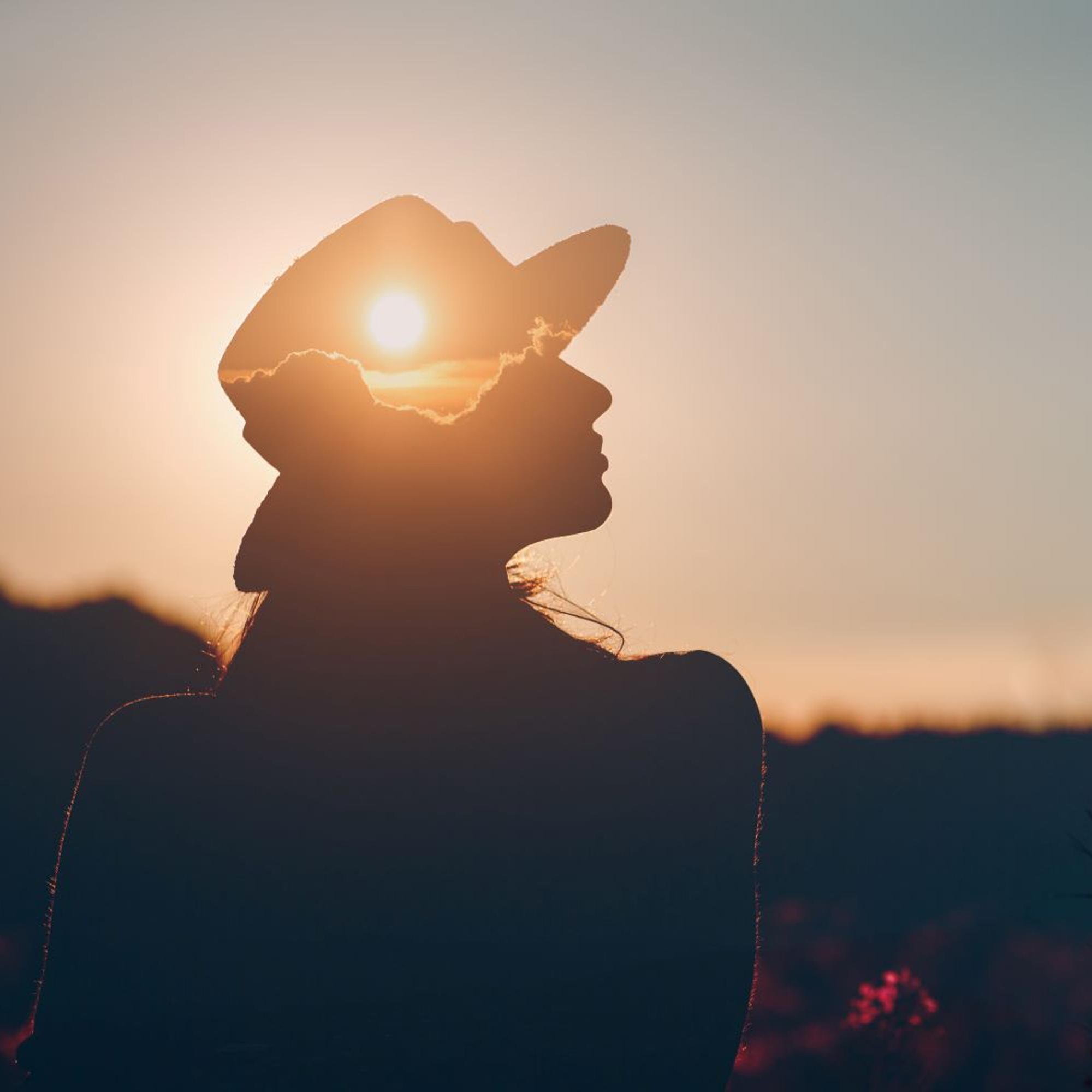 Eikö ajatus kulje? Tee tämä 20 minuutin meditaatioharjoitus, joka poistaa aivosumua