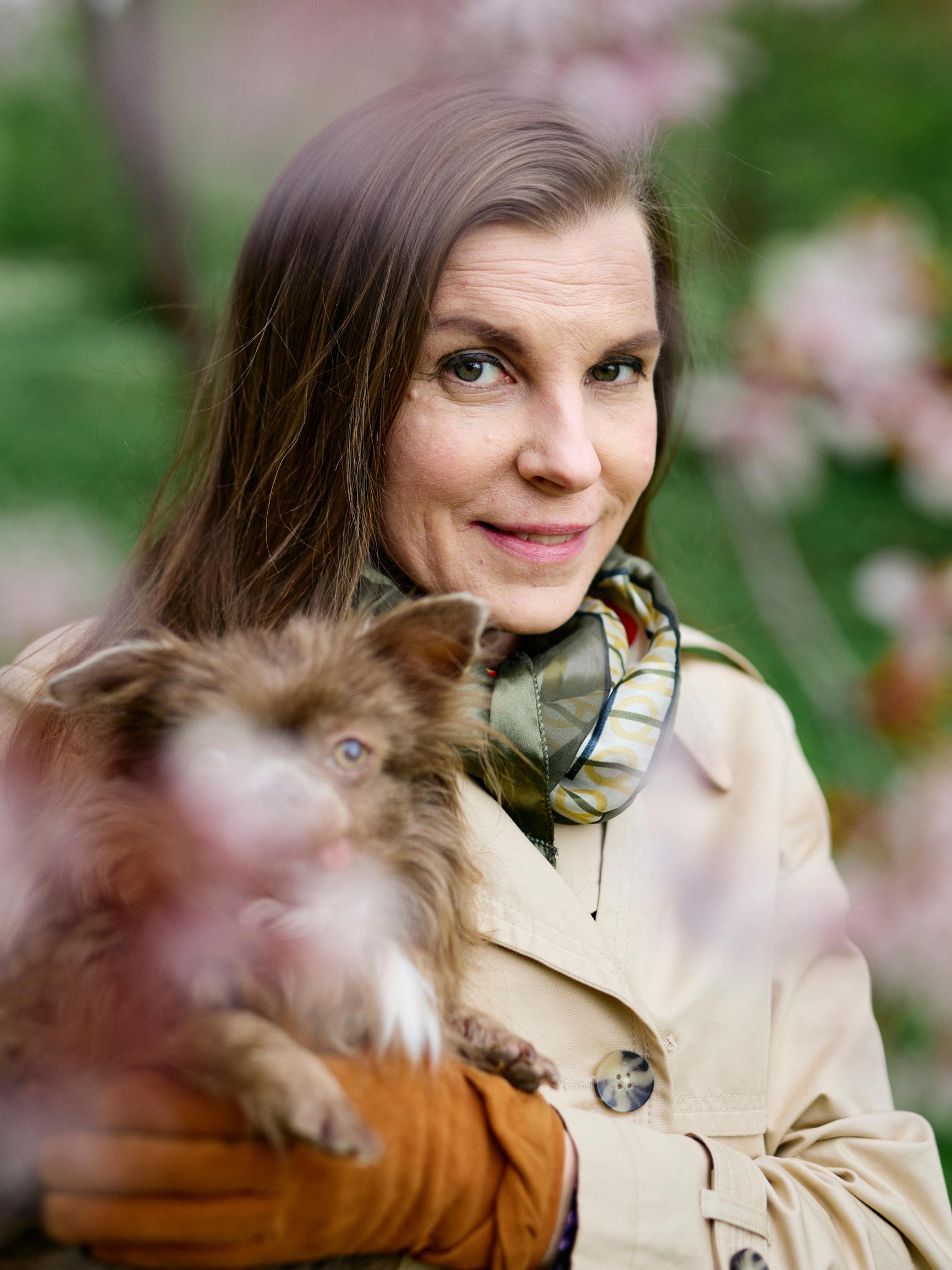 Kun ME-tautia sairastava Leena sai borrelioosin, hän joutui sohvanpohjalle kolmeksi vuodeksi: ”En pystynyt katsomaan edes Netflixiä”