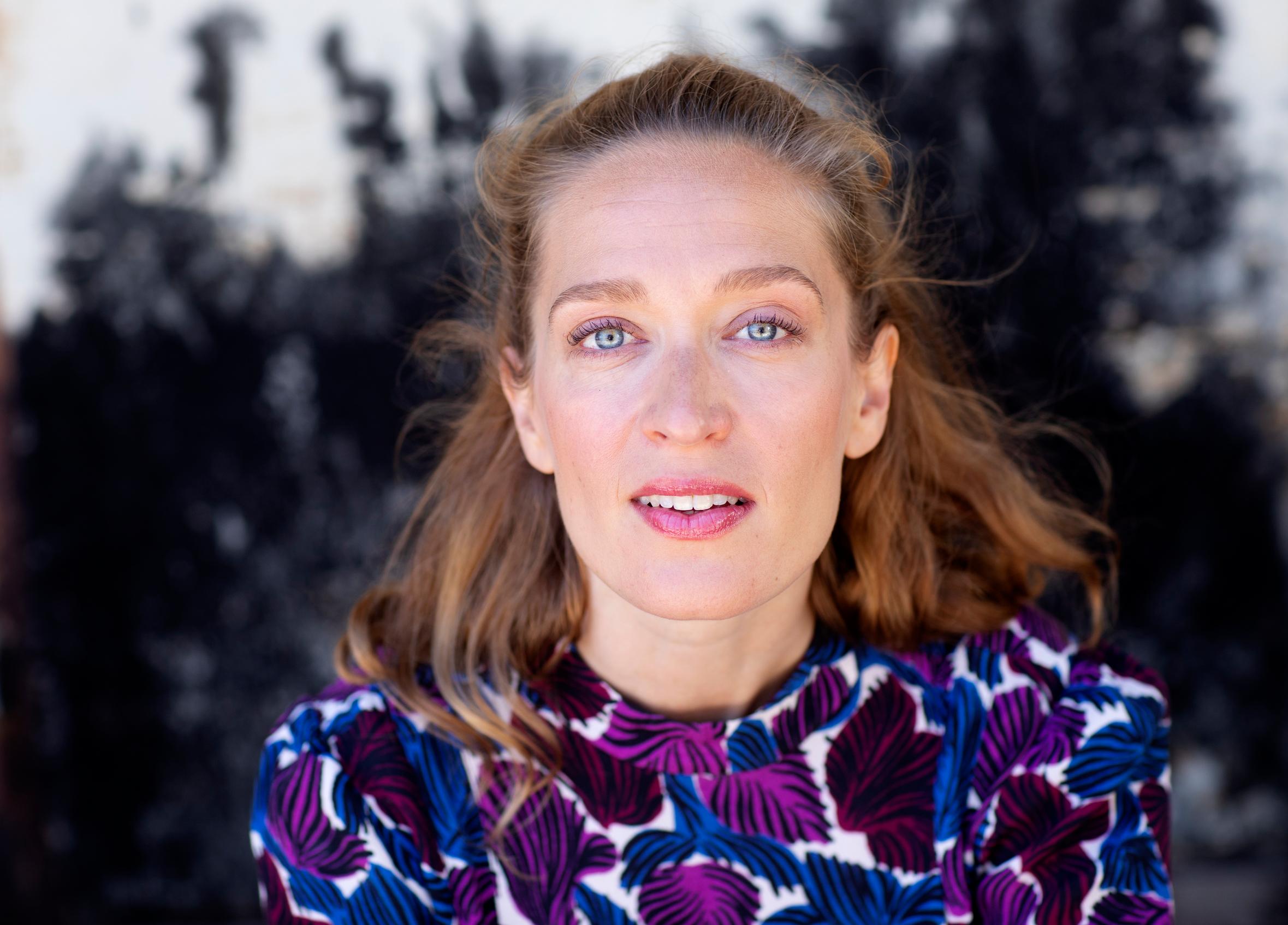 ”En luovuta, jos asia on tärkeä. Jokin keino löytyy aina”, Elsa Saisio sanoo.