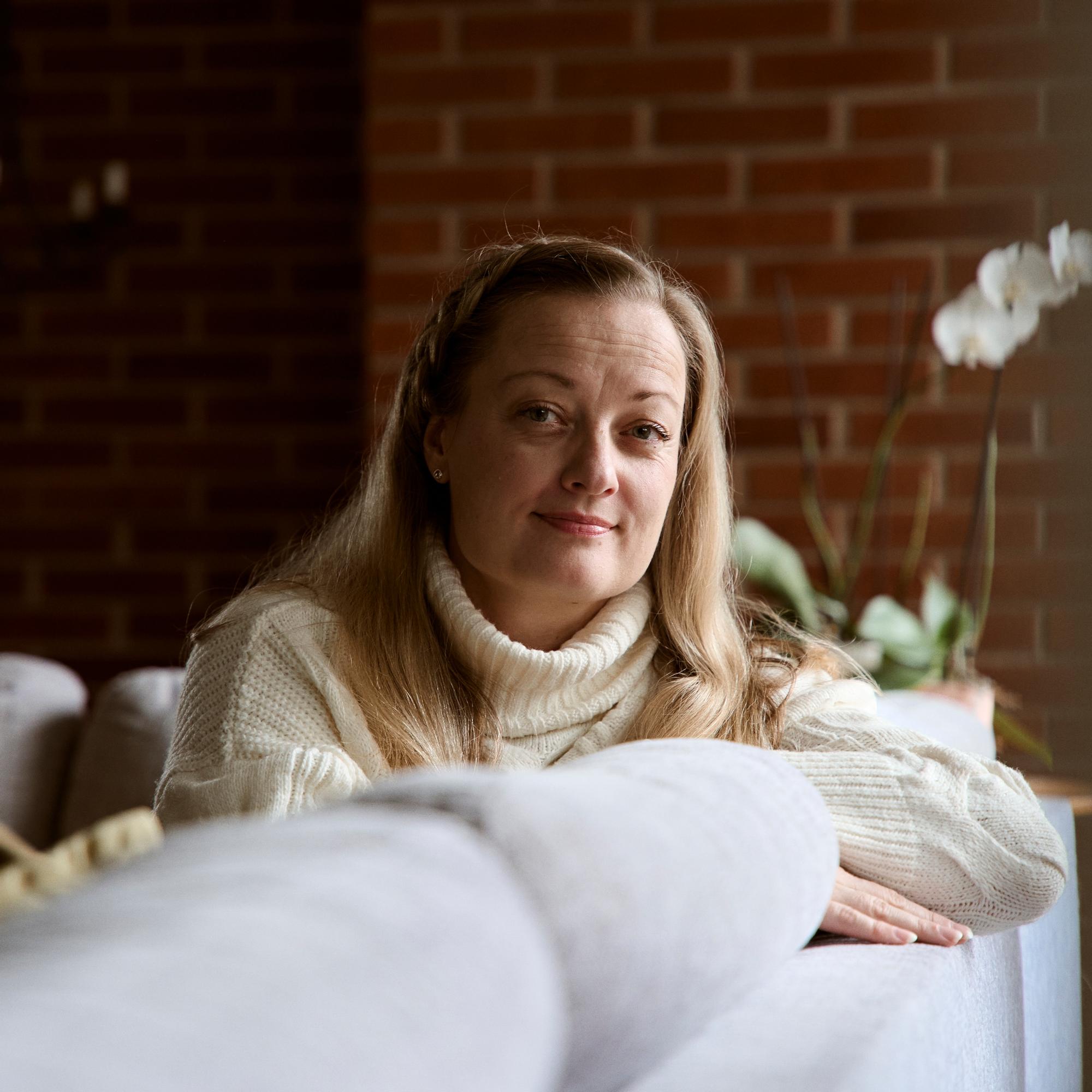 Kun Paulan sisko kuoli onnettomuudessa, 11-vuotias siskonpoika muutti Paulan perheeseen: ”Olin lamaannuksissa, minulla oli jo kolme lasta”