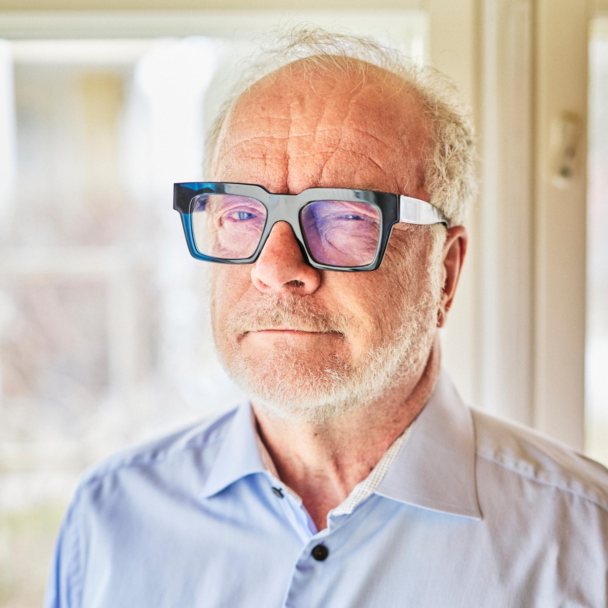 Kun Matti Rönkä menetti isänsä 13-vuotiaana, hän ei halunnut tuottaa äidilleen lisää murheita: ”Totuin kotona siihen, että nainen voi olla pomo”