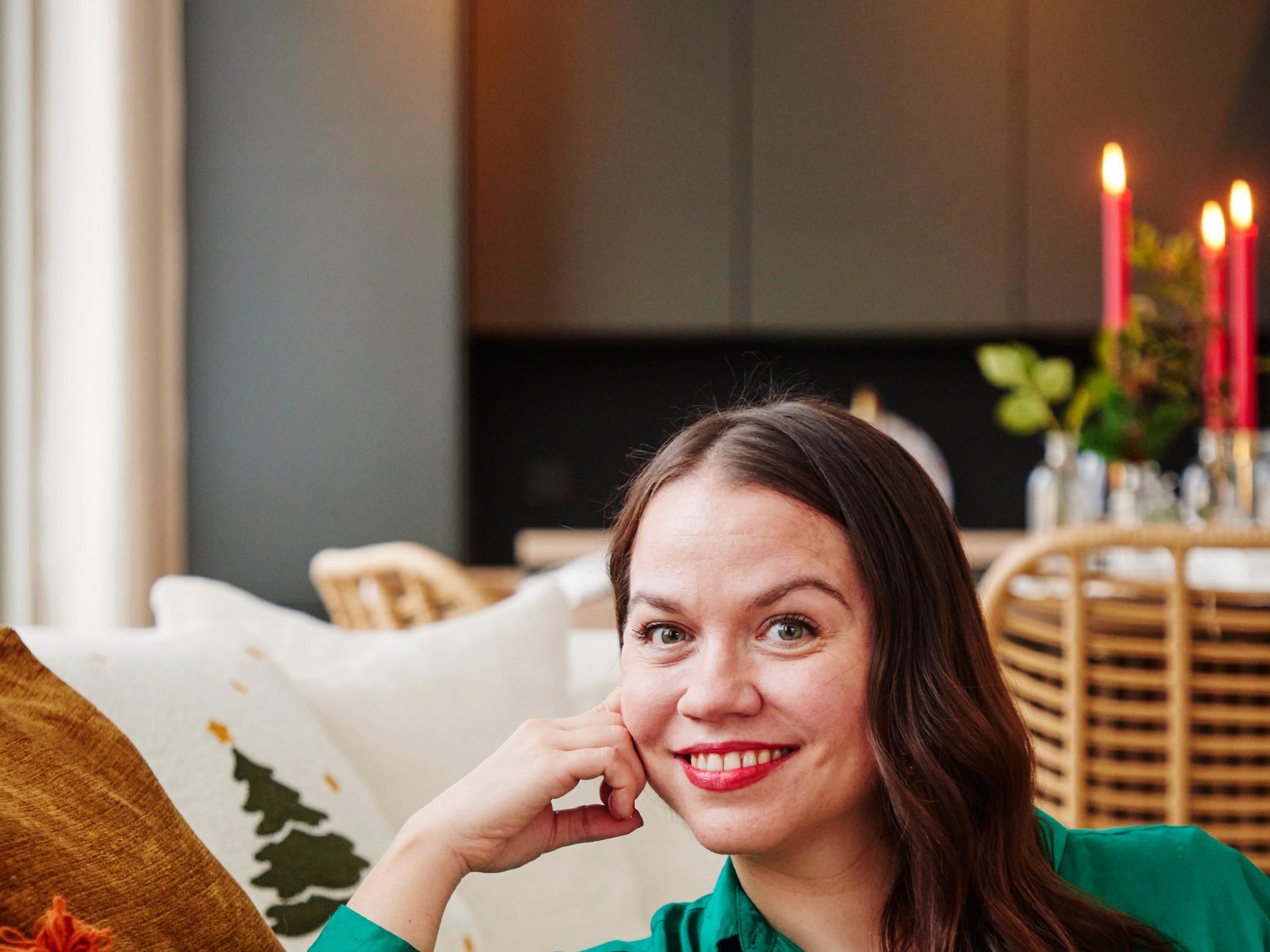Hannele Lampelan merenrantakodissa alkaa näkyä joulu jo alkusyksyllä: ”Kun kuusi on koristeltu, nukumme koko perhe olohuoneessa siskonpedissä”