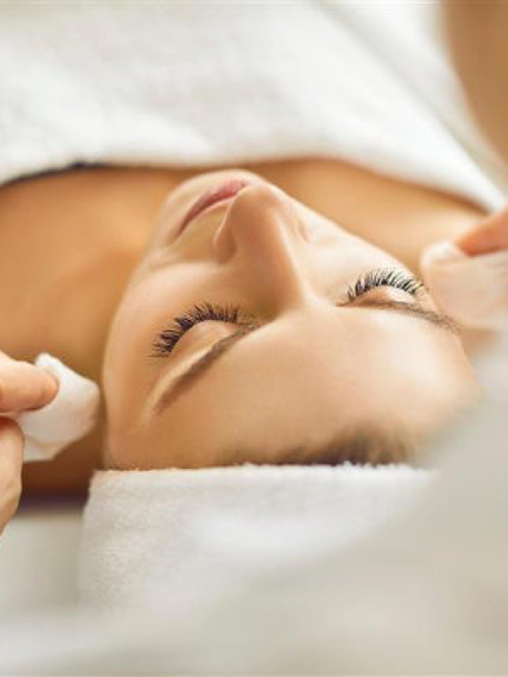 3 nopeaa, mutta supertehokasta kasvohoitoa – yksi niistä maksaa vain 25 euroa