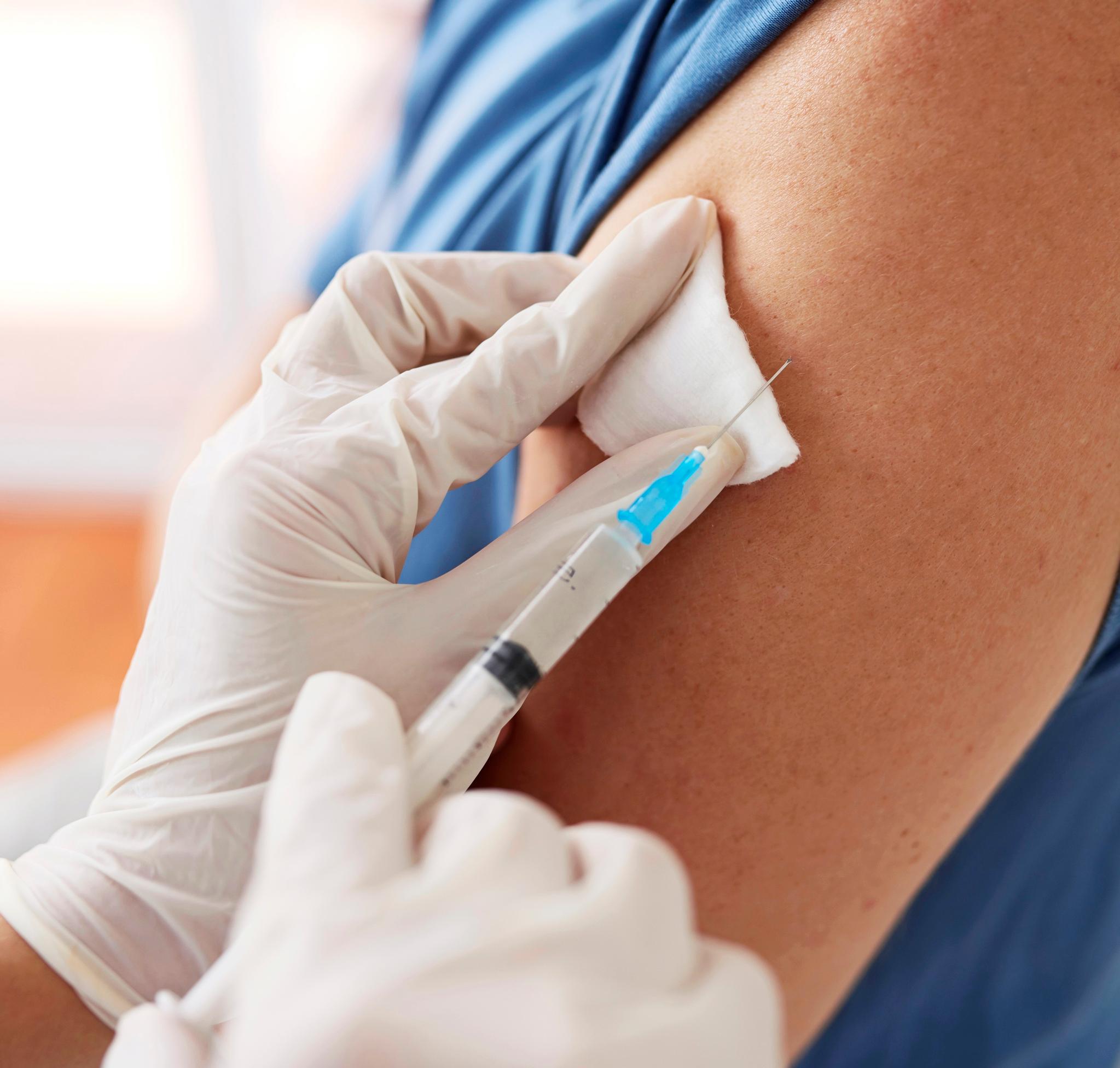 Omaan piikkiin? Mistä rokotuksista aikuinen hyötyy?