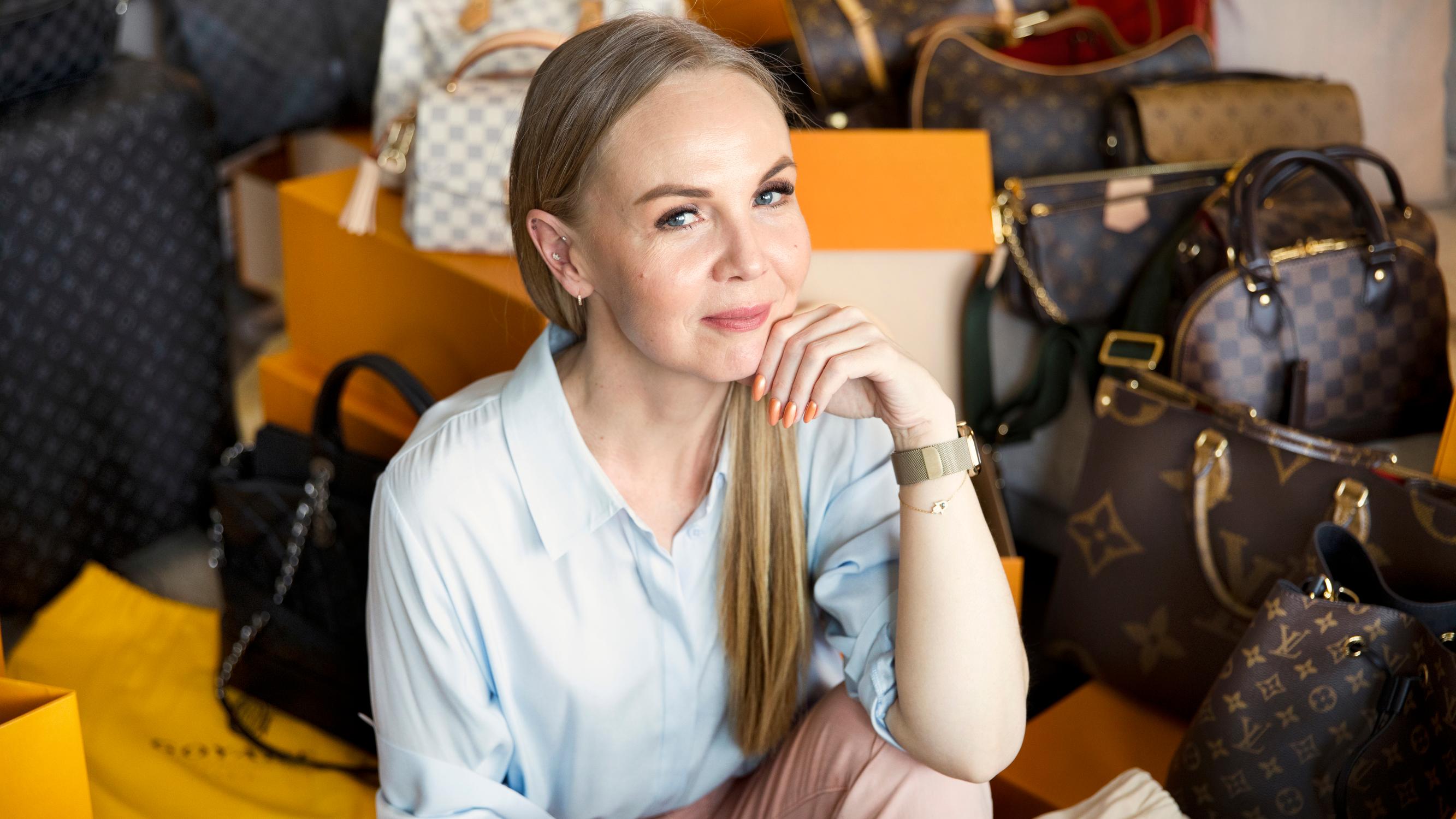 Käytetyistä luksuslaukuista tuli ilmiö – Hanne kertoo, mikä sai hänet hankkimaan yli 40 käsilaukkua