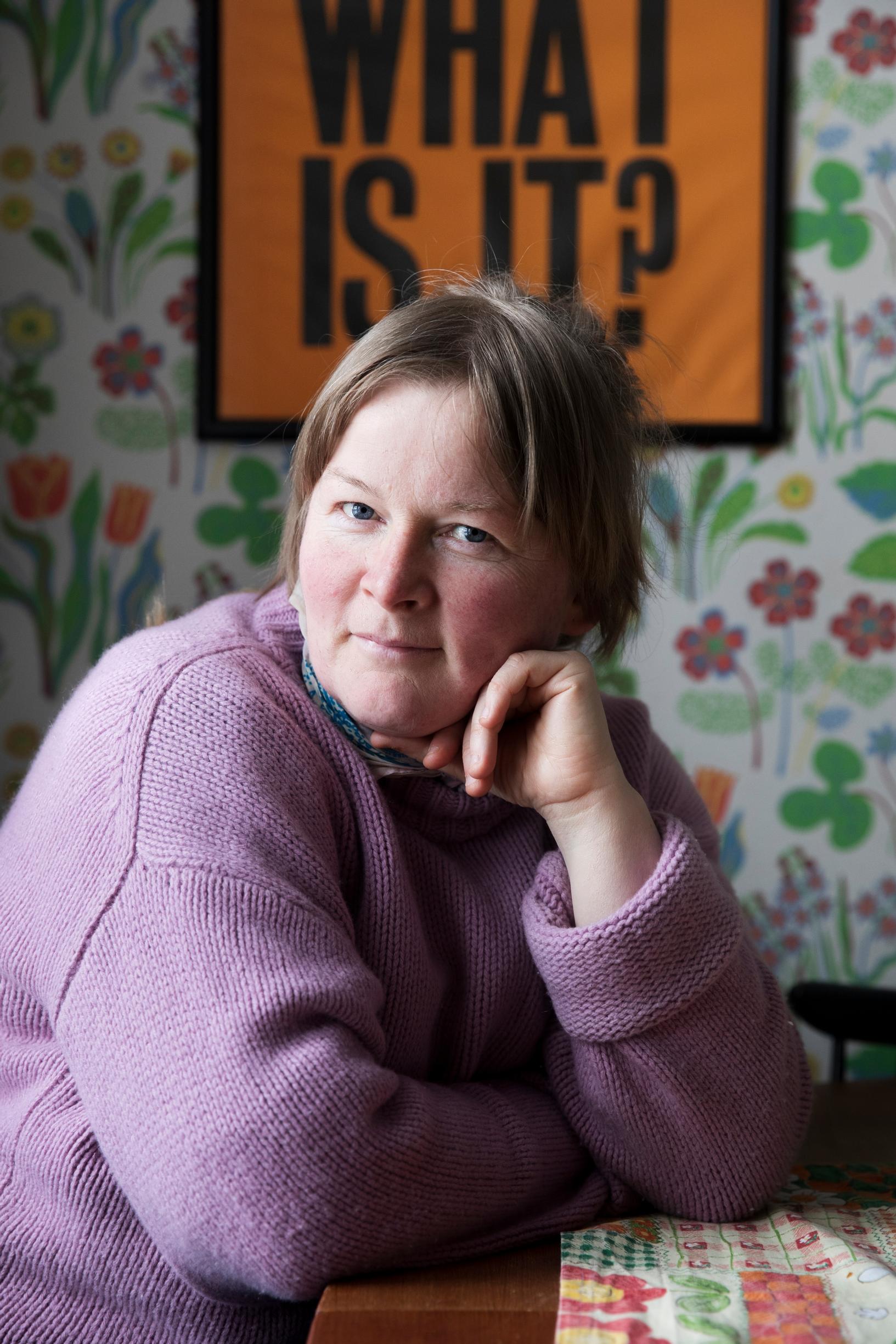 Ulkonäkötutkija Erica Åbergin mukaan yhteiskunnassa on yleistynyt ajatus siitä, että monet sairaudet, tapaturmat ja syrjinnän muodot ovat ihmisen oma vika, ”koska tämä ei ole pitänyt itsestään huolta”.