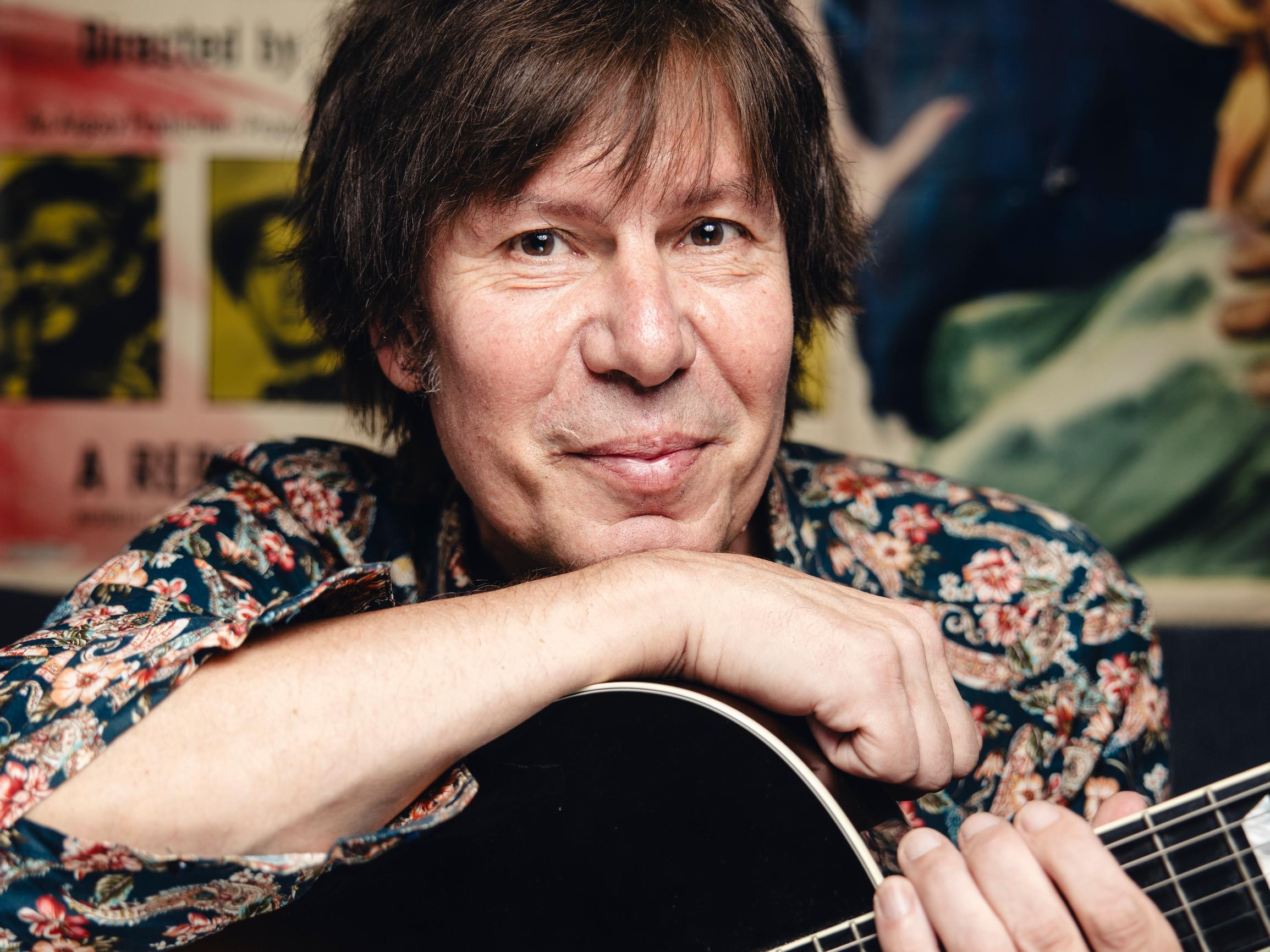 Muusikko Jiri Nikkinen eli vaikean lapsuuden, ja se vei hänet hetkeksi suljetulle osastolle: ”Olen antanut vanhemmilleni kaiken anteeksi”