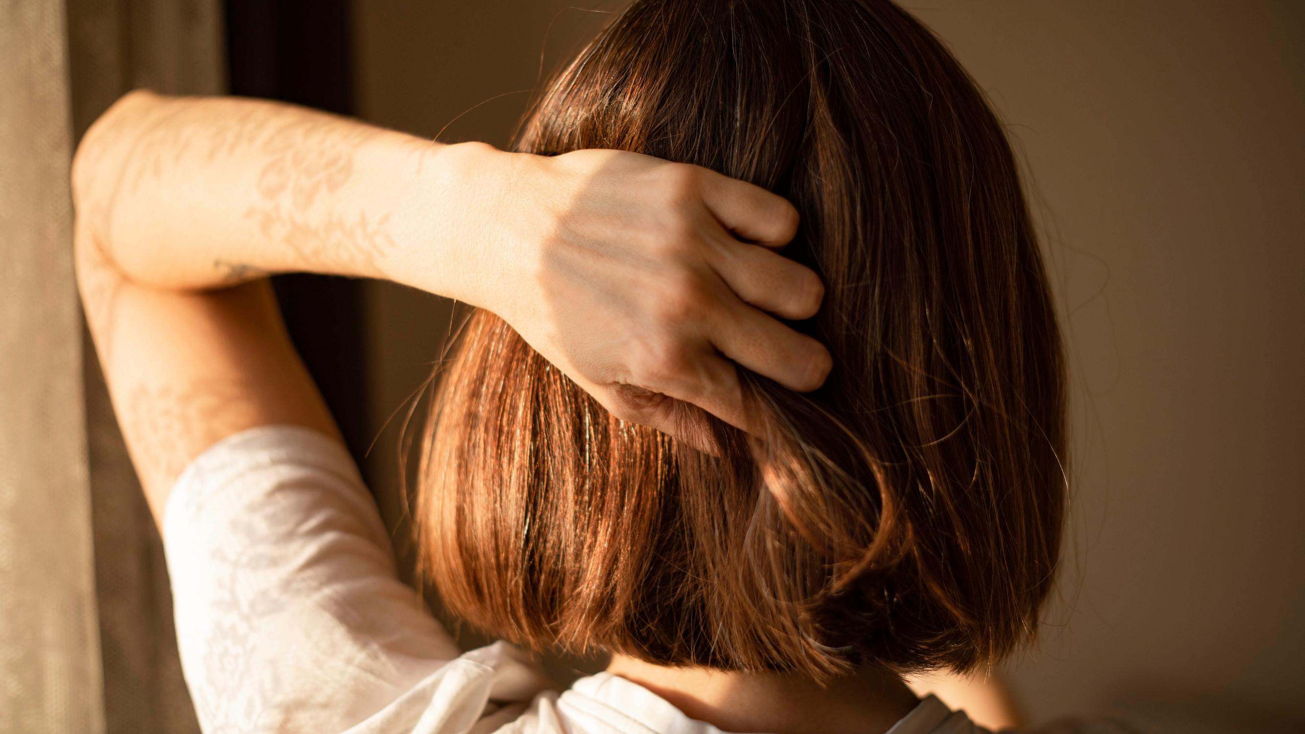 Tässä on 6 erittäin hyvää (ellei täydellistä) hiusöljyä – jokainen niistä tekee tukasta ihanan sileän muttei latista