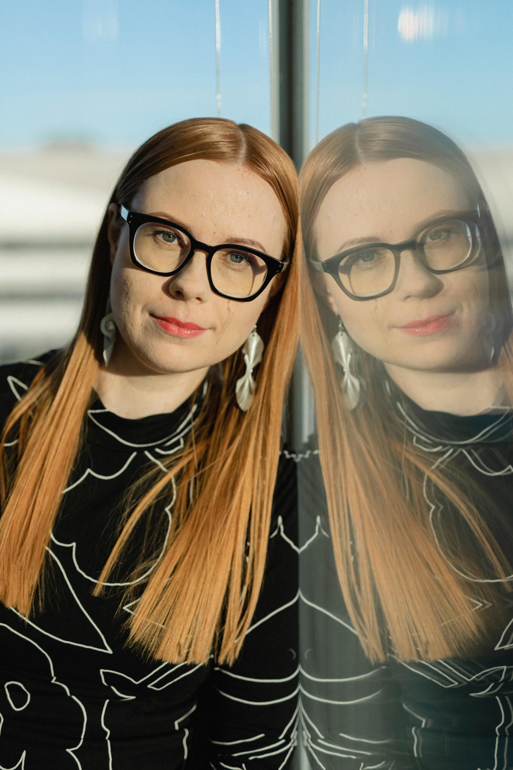 Itsetunnon kohottaminen on turhaa, sanoo psykologi Anne Haikola – ”Siitä hyötyvät lähinnä self help -kirjailijat ja valmentajat”