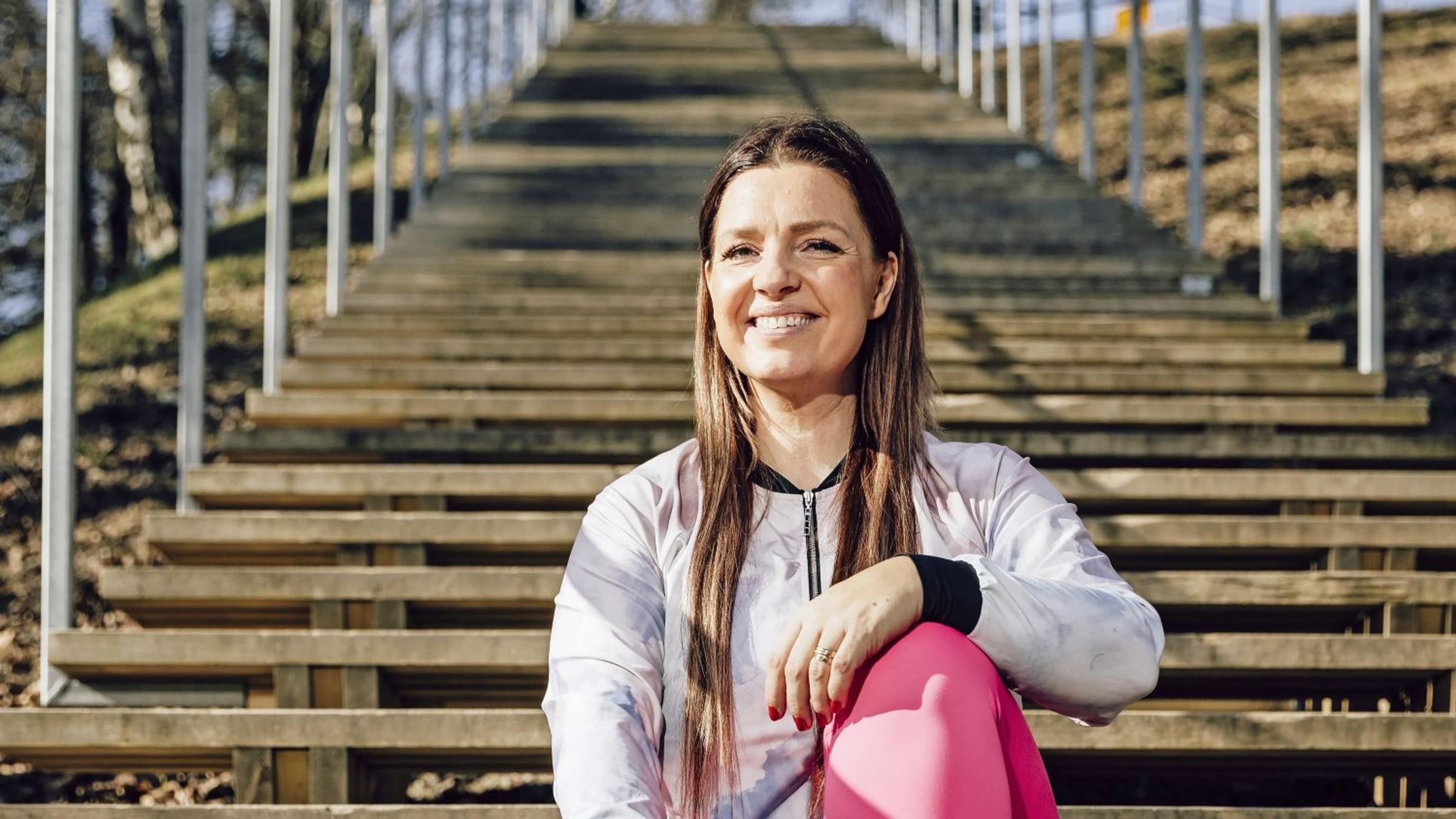 Kun Monna sai potkut töistä, äiti antoi hänelle hyvän neuvon – se sai hänet löytämään unelma-alansa 