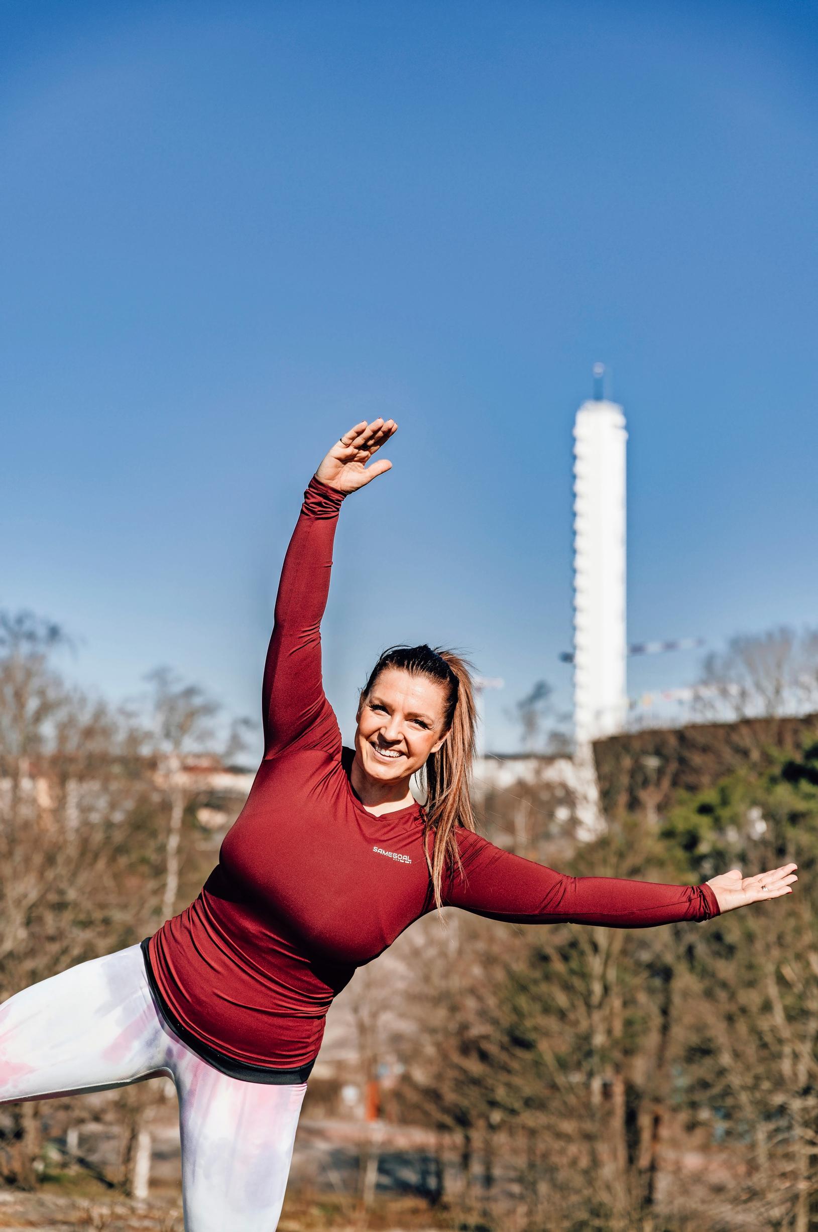 Monna olympiastadionin edessä