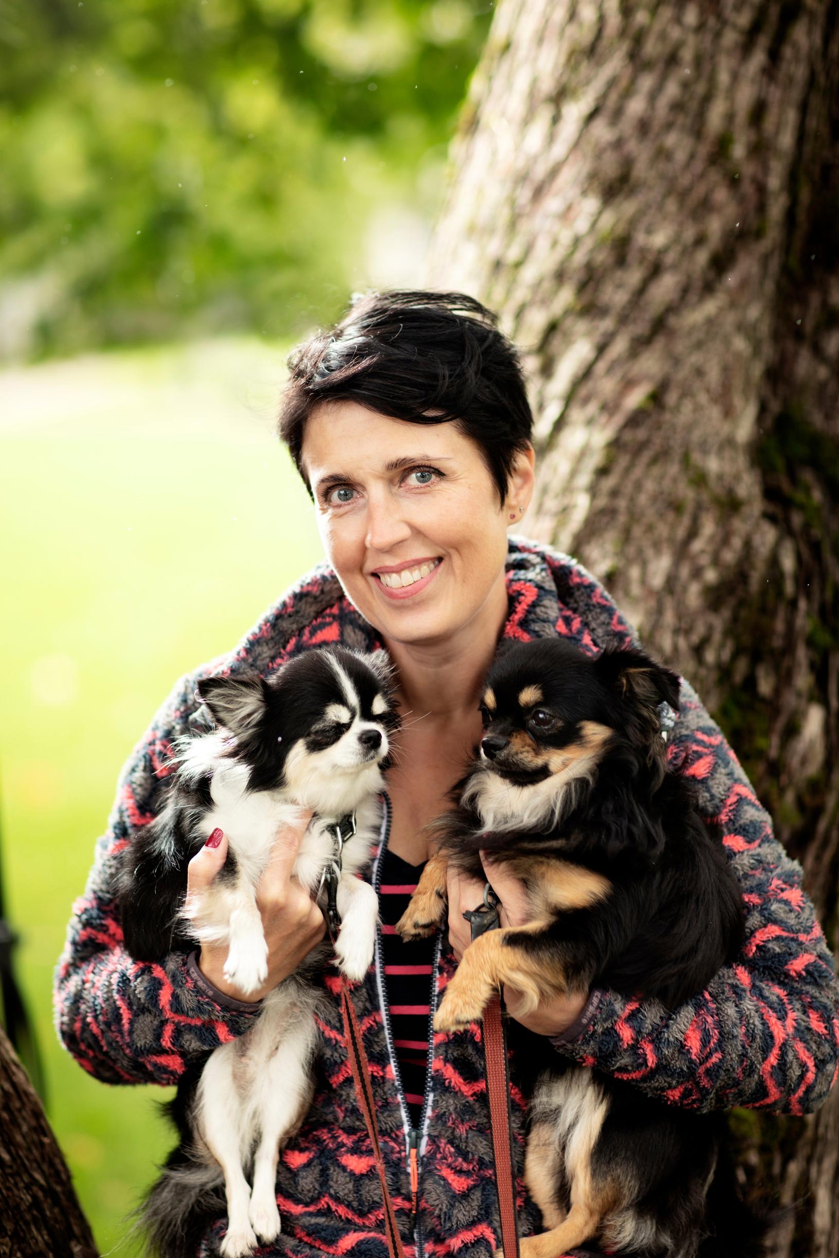 Parkinsonin tautiin sairastunut Johanna: ”Lääkkeistä tuli holtiton pelihimo”