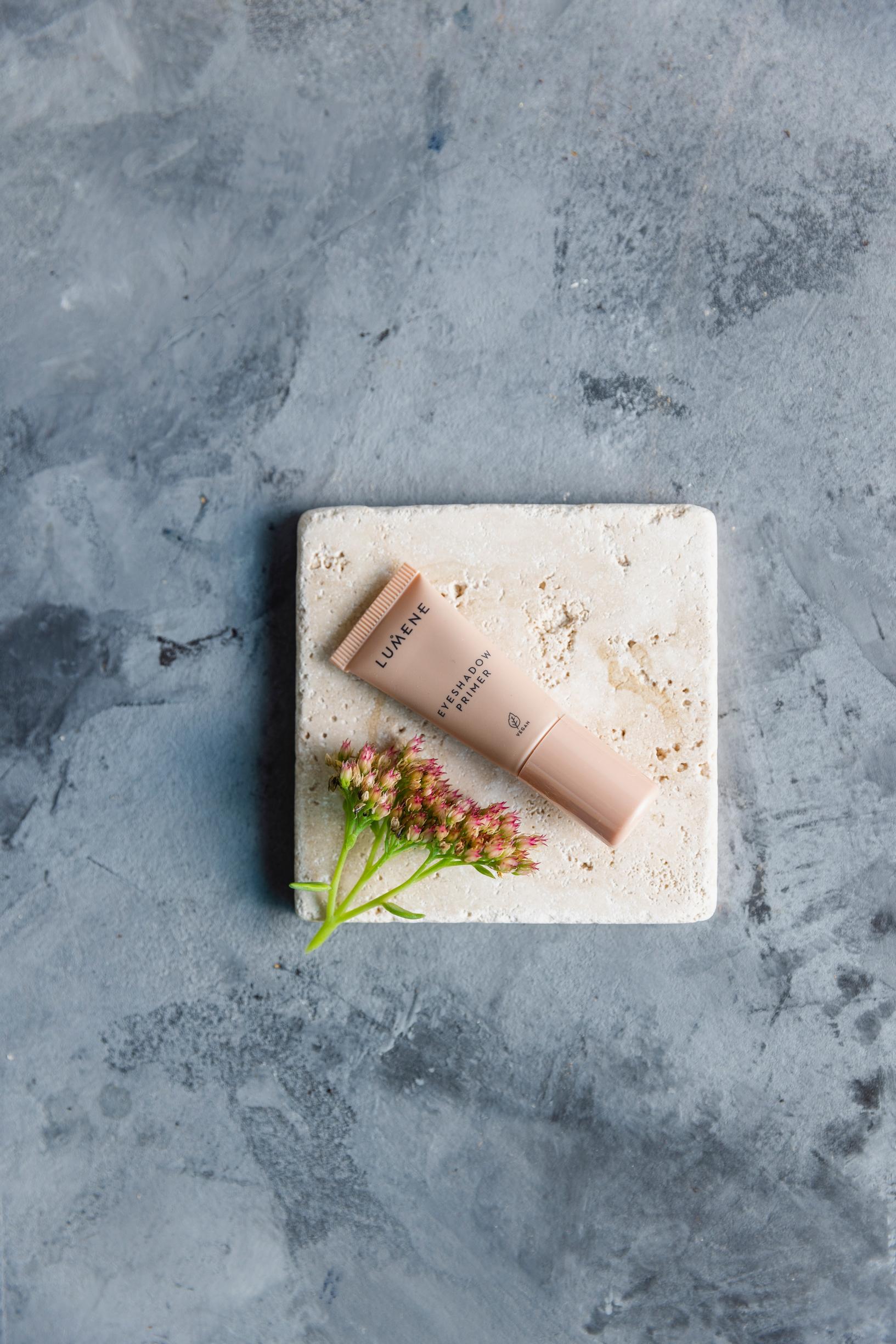 Lumene Eyeshadow Primer 16,90 e.