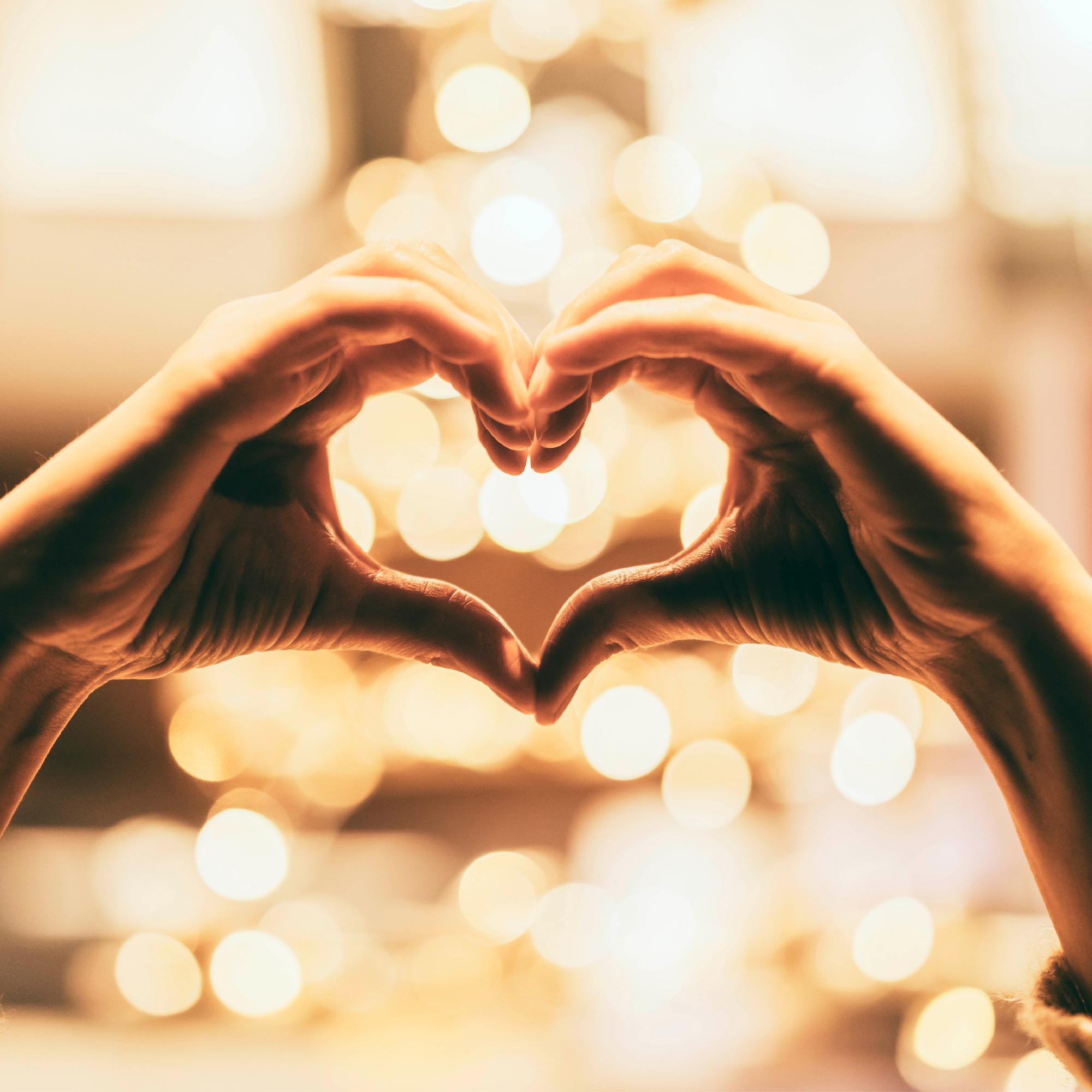 13 ihanaa joululahjaideaa – yksi aineeton lahjaidea rentouttaa takuulla