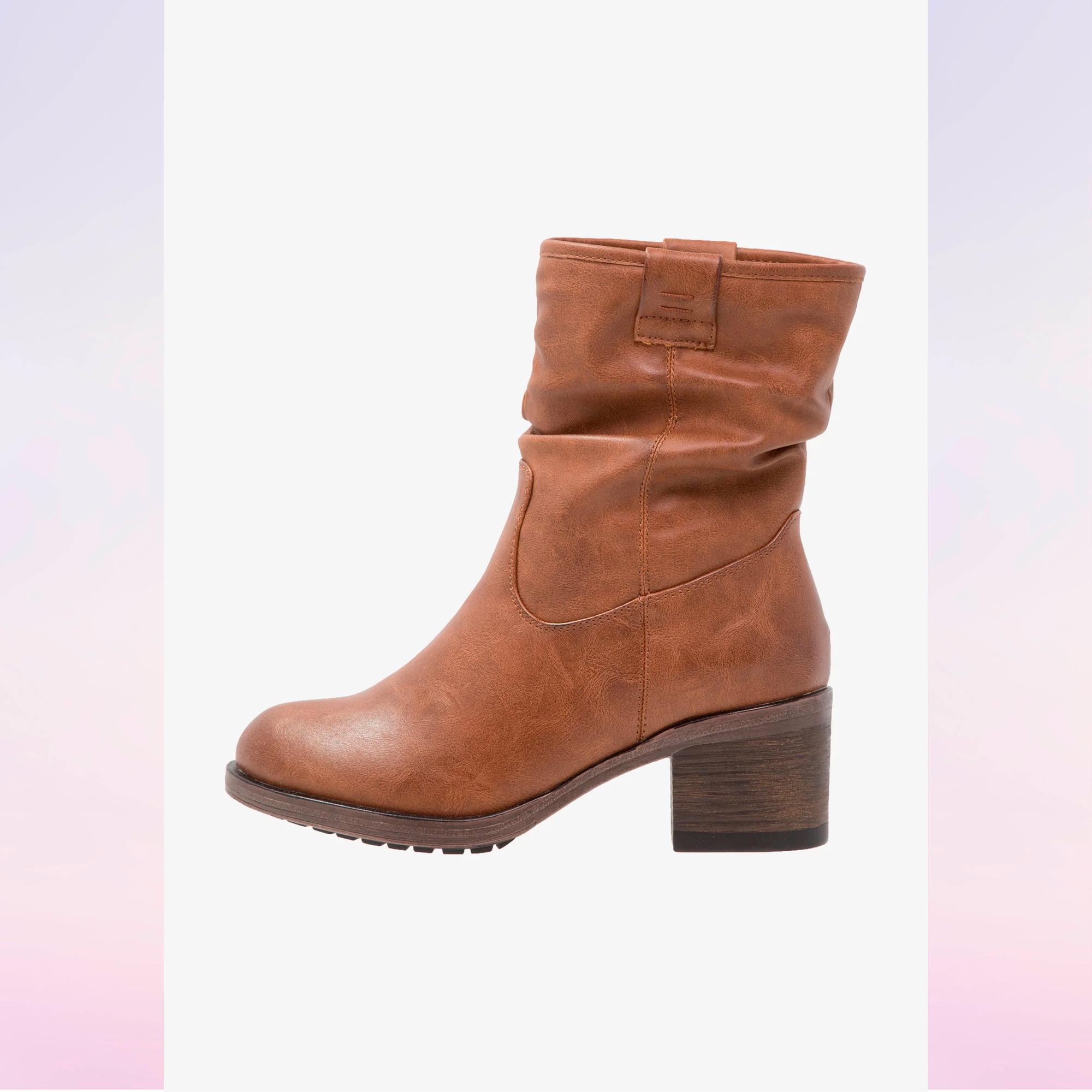 Edulliset talvinilkkurit (35–45) ovat keinonahkaa ja niissä on lämmin vuori. 49,95, Anna Field/ Zalando.