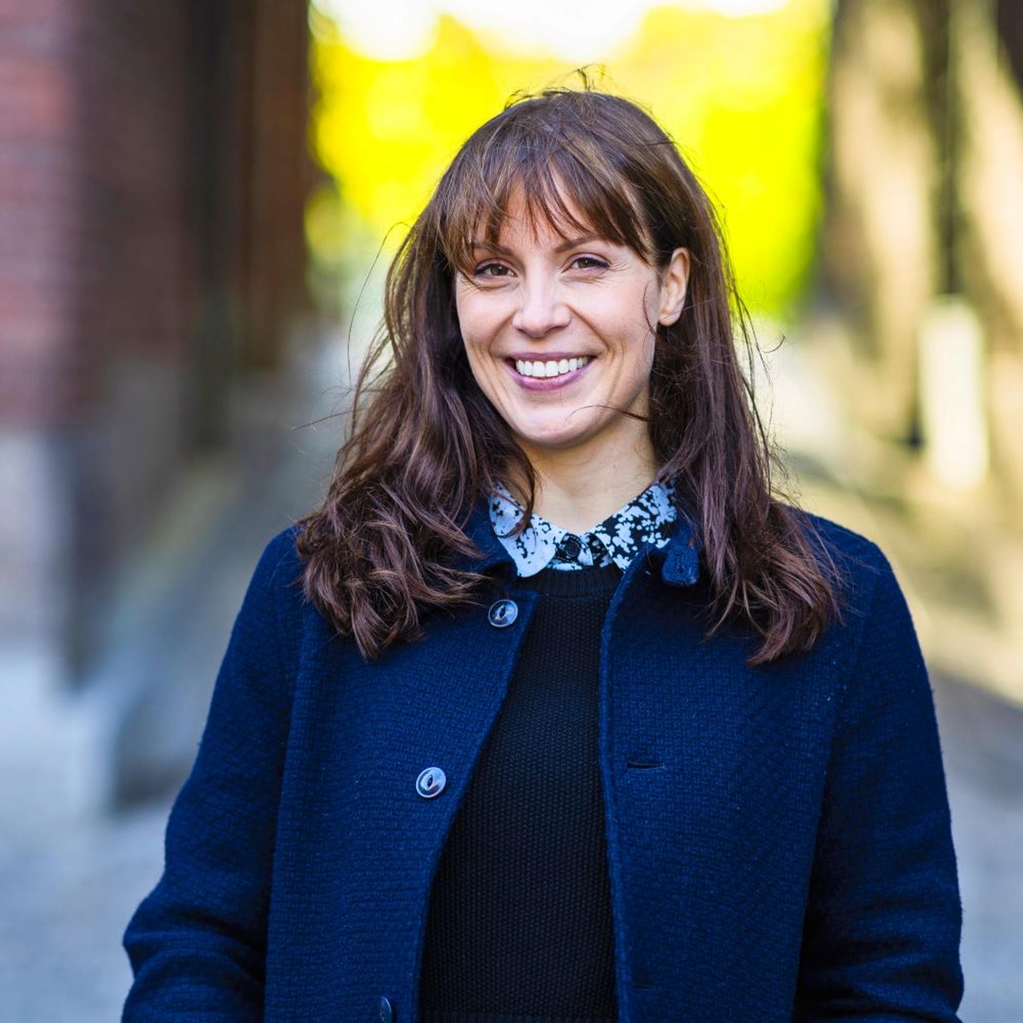 Aivotutkija Katri Saarikivi lohduttaa muistinsa kanssa kamppailevaa: ”Ikääntynyt ihminen voi silti olla nuorta parempi ratkomaan ongelmia”