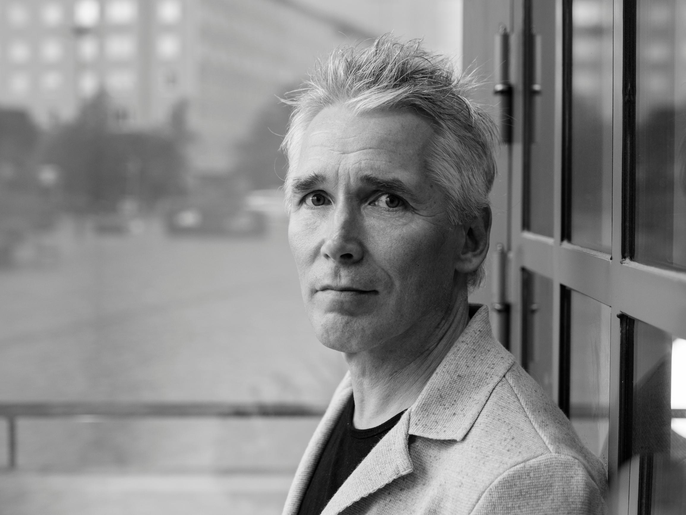 Jos Miika Nousiainen saisi olla joku muu päivän ajan, hän hyppäisi tunnetun tv-kasvon nahkoihin – syy on yllättävä ja liittyy Arja Korisevaan