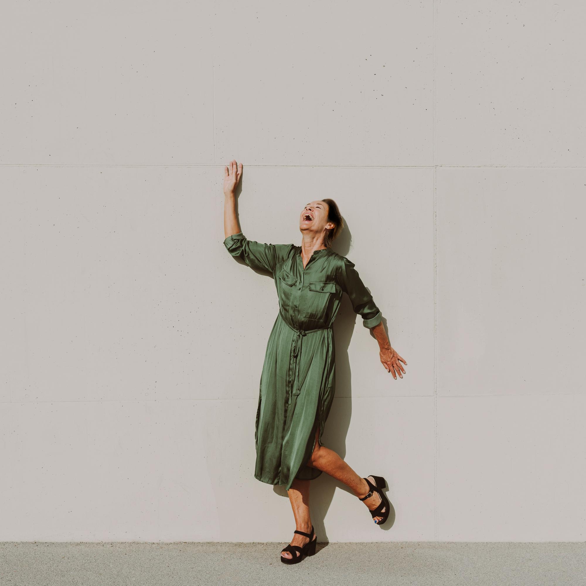 Unohda puolikkailla annoksilla kikkailu ja lihomisen pelko – nämä vaihdevuosien hormonikorvaushoitoon liittyvät myytit voi jo unohtaa