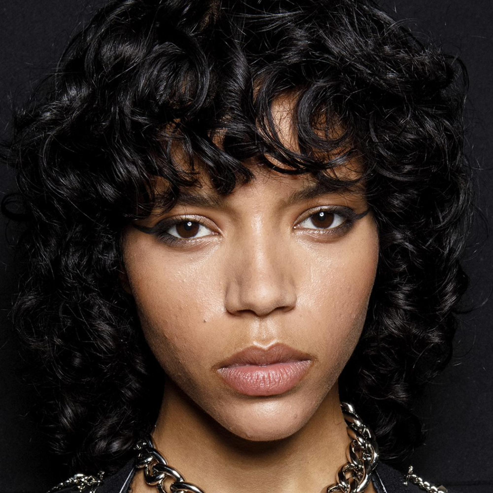 sporttiset lyhyet hiukset