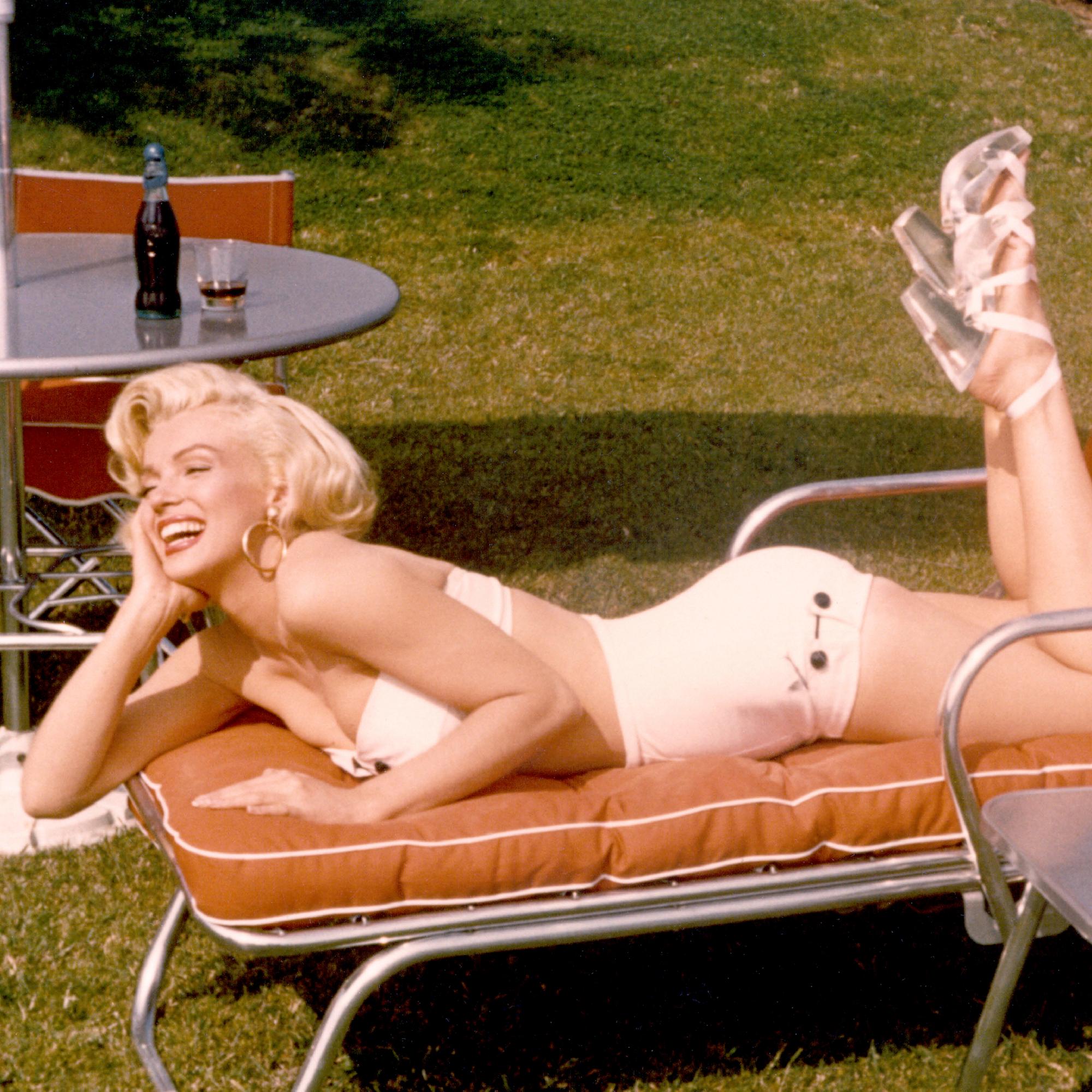 Miksi seksikästä pukeutumista pidetään usein merkkinä bimboudesta? Bimbotutkija kertoo, miksi kaikkien kannattaisi julistautua hot girleiksi