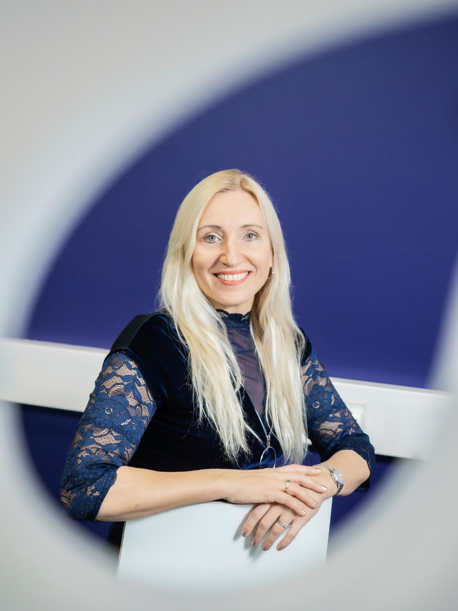 Kaisa Hartikainen Neurologian professori, kansallisen aivoterveysohjelman johtava asiantuntija