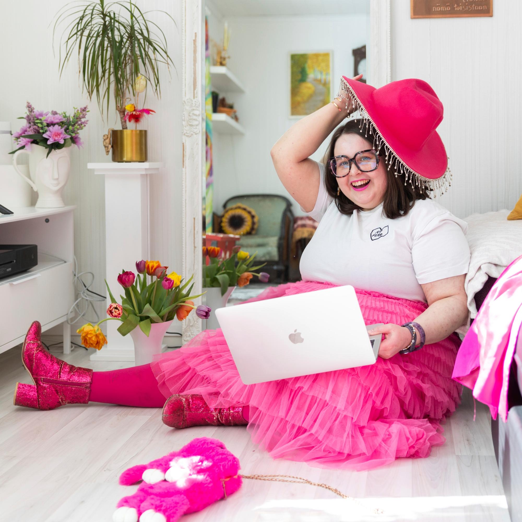 Mira, 34, on sairastanut syömishäiriön, kolme uupumusta ja kolme syöpää: ”Ihmettelen, kuinka olen yhä täällä”