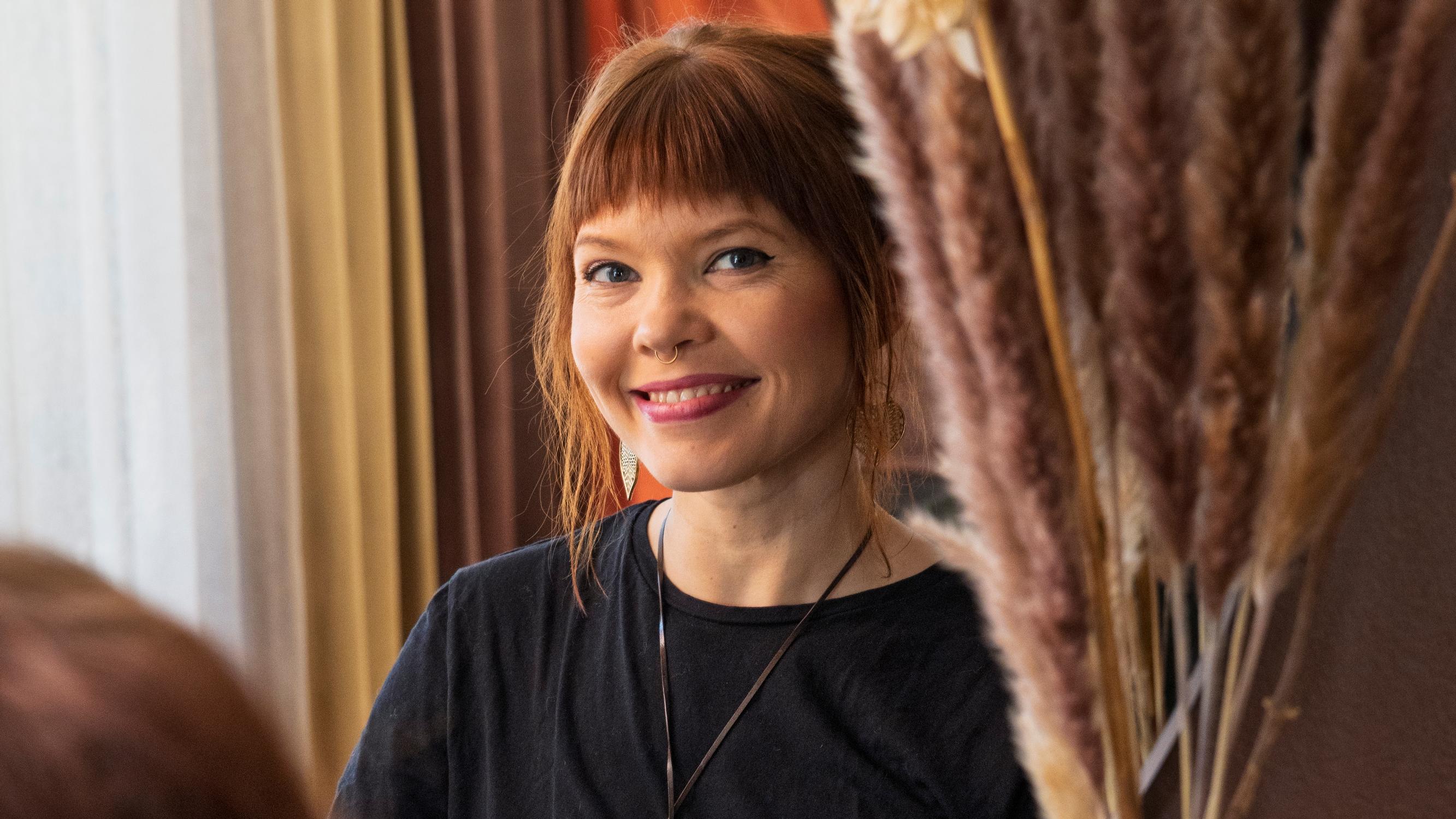 Tämä hiustenleikkaustapa voi saada hennot hiukset näyttämään tuuheammilta – tekee hiuksista myös helpommin hoidettavat