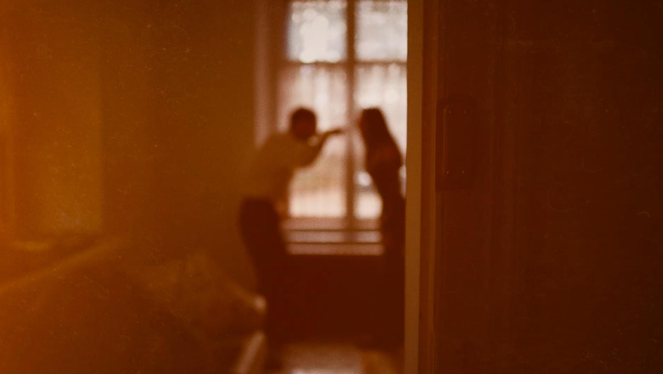 ”Naisten pitäisi pitää suunsa kiinni” – osa miehistä väittää, että naiset voisivat käytöksellään vähentää väkivaltaa