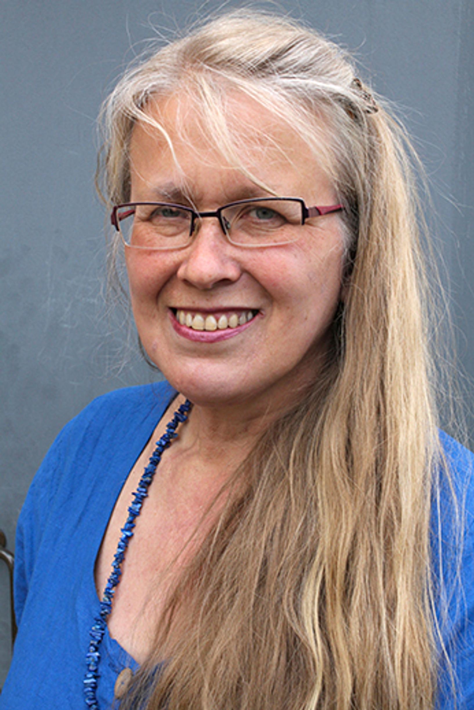 Sinikka Piippo neuvoo yksinkertaisen ja ilmaisen keinon, jolla jokainen voi lisätä itsetuntemusta ja tuoda rauhaa elämään