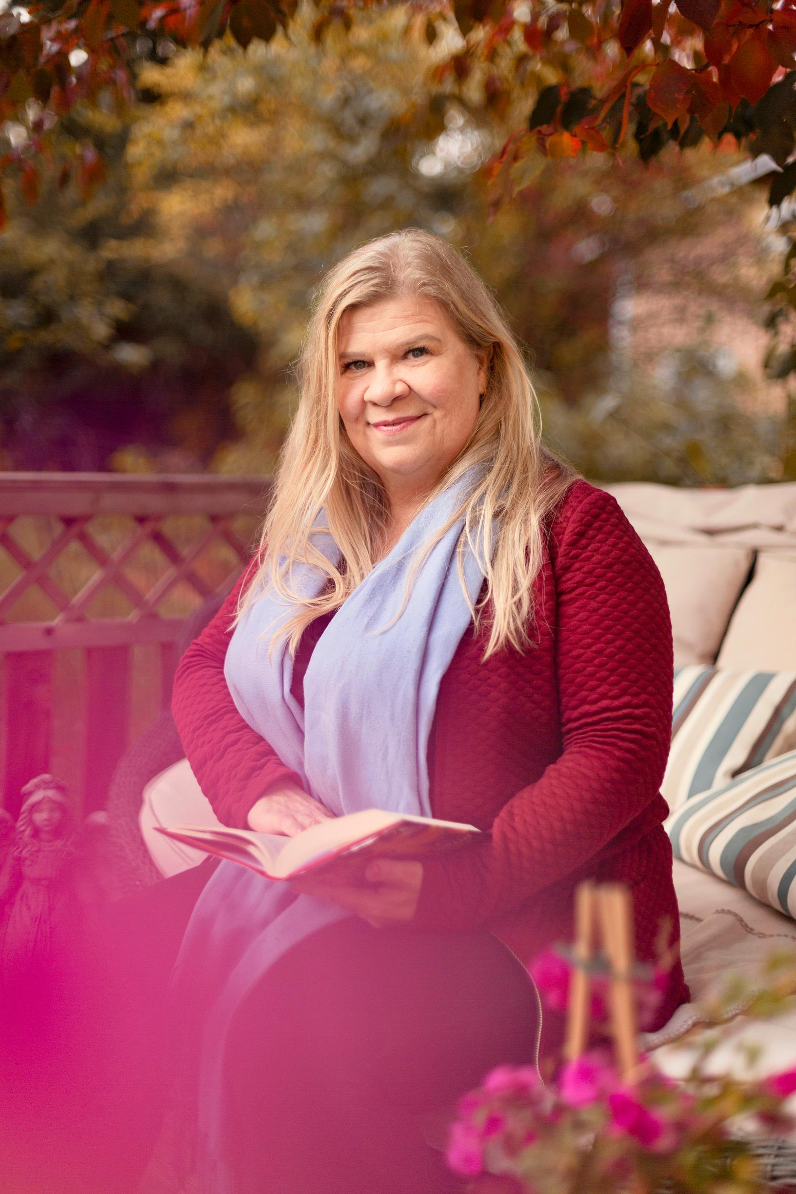 Sari pääsi linssileikkauksella eroon laseista ja kaihista: "Elämänlaatuni on kohonnut miljoona astetta"