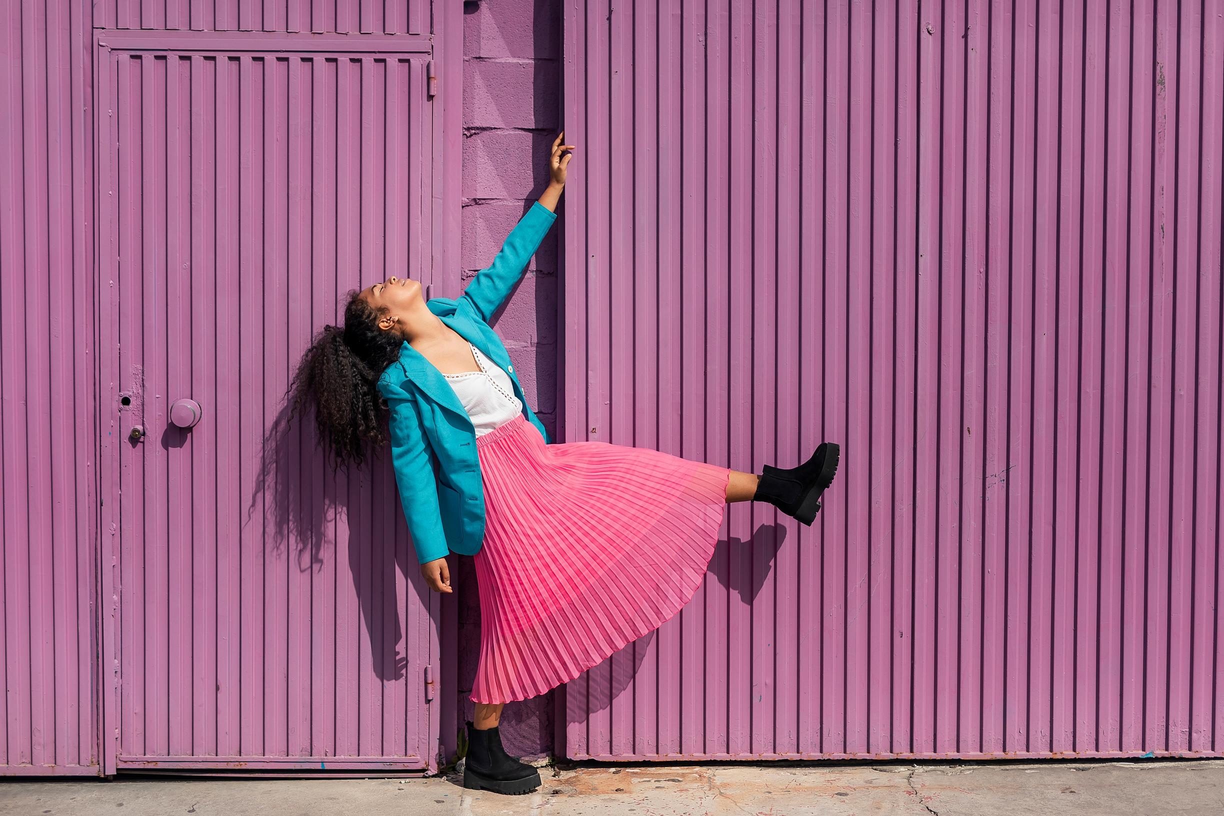 Uudenlainen värianalyysi kertoo, mitkä sävyt sopivat sinulle ‒ näin kokeilet sitä kotona