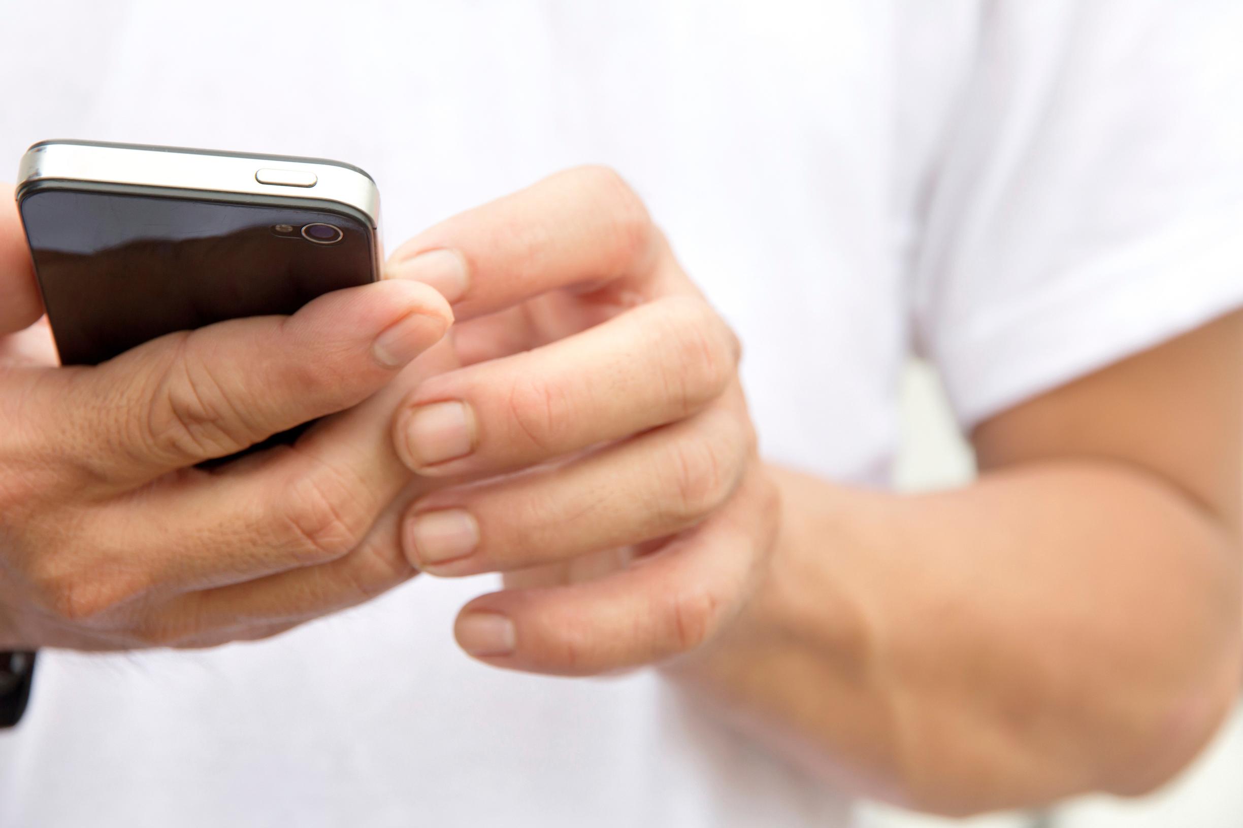 Onko toinen teistä kiinni vanhemmissa? 