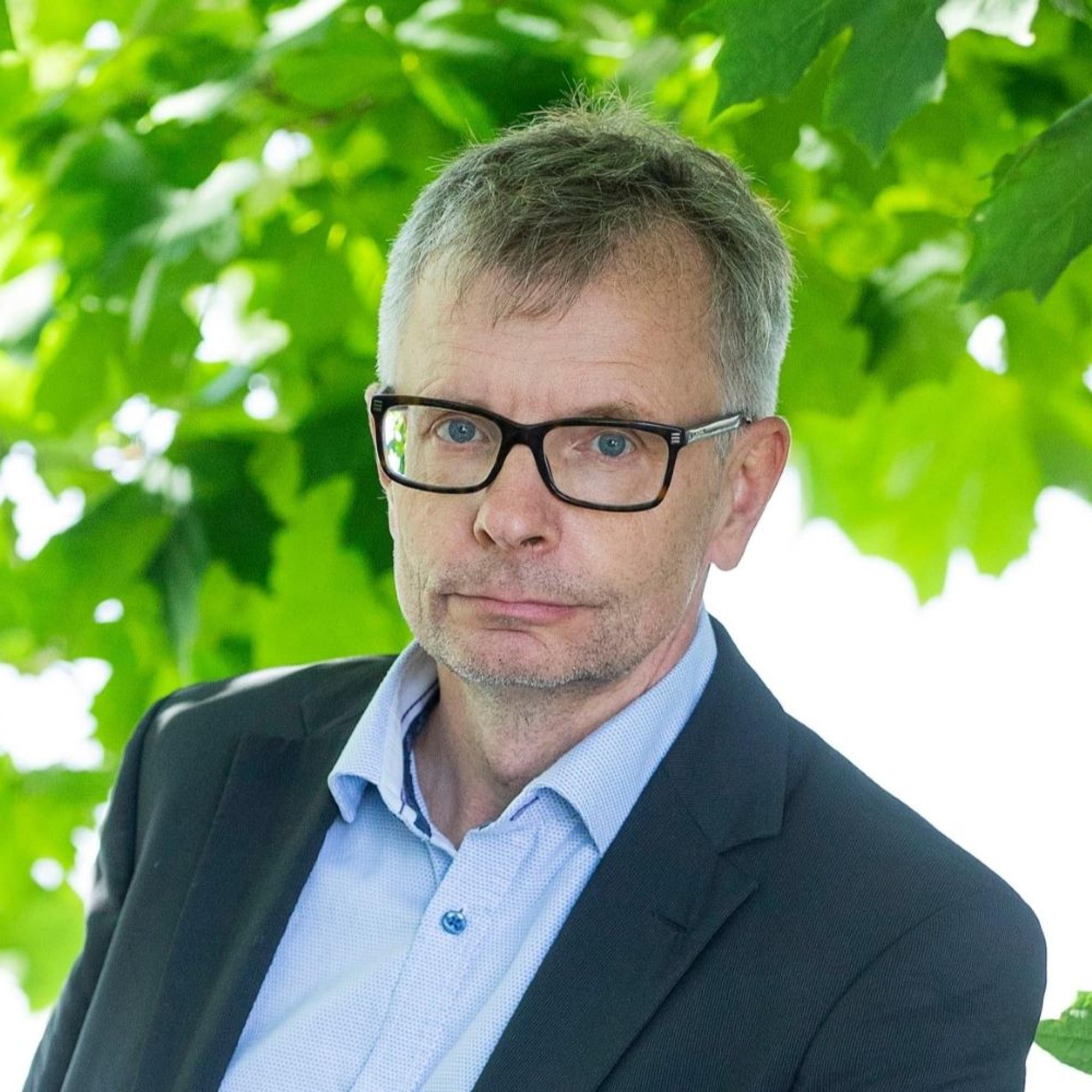 Heikki Hiilamo eli 10 päivää erossa ulkomaailmasta: ”Olin niin jännittynyt siitä, miten perhe voi ja mitä maailmalla oli tapahtunut, että niskani meni jumiin”