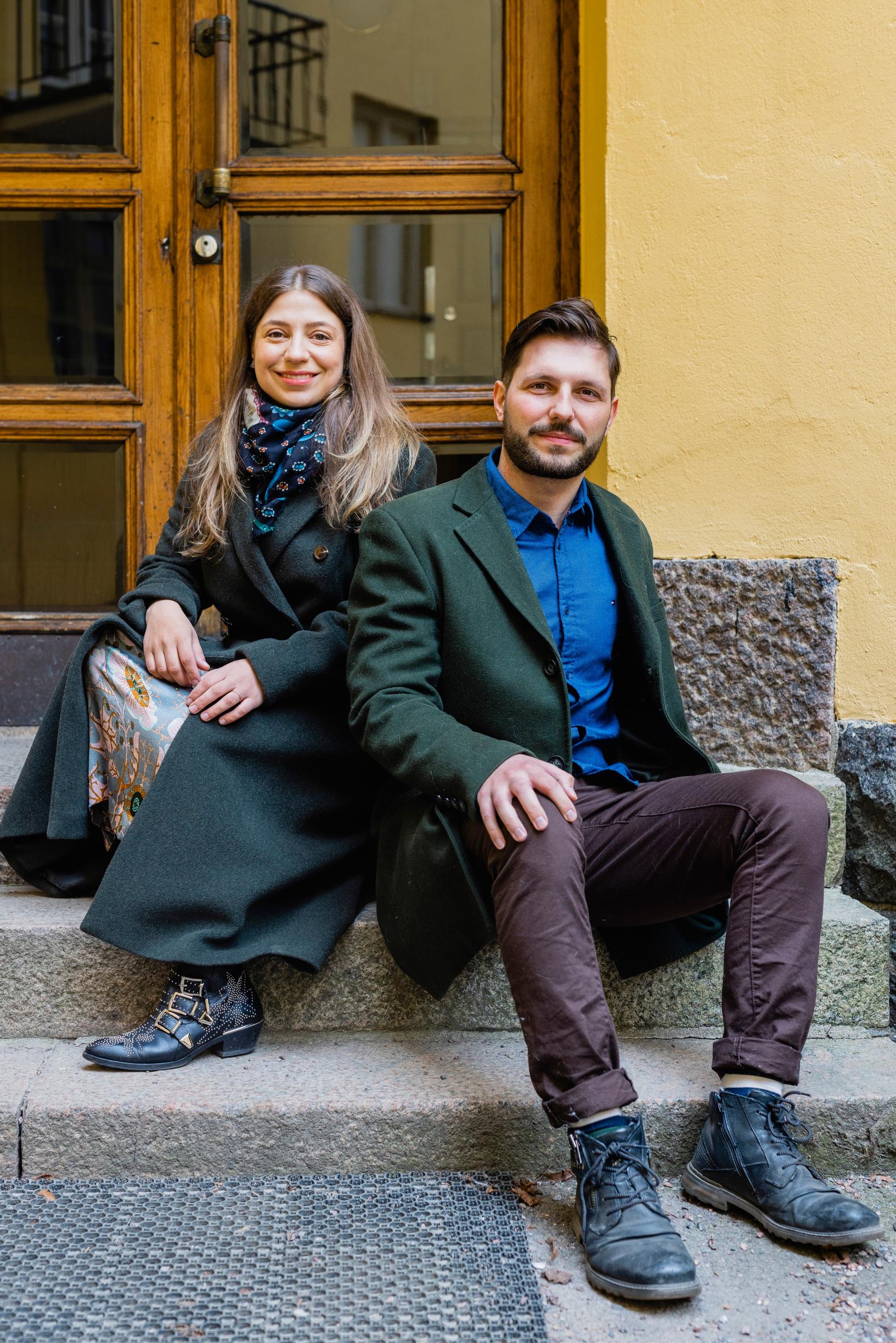 Dalia Stasevska ja Justas Stasevskij varttuivat Tampereella. Isä ja isoäiti pitivät huolen siitä, että sisarukset tutustuivat Ukrainan kulttuuriin ja historiaan.