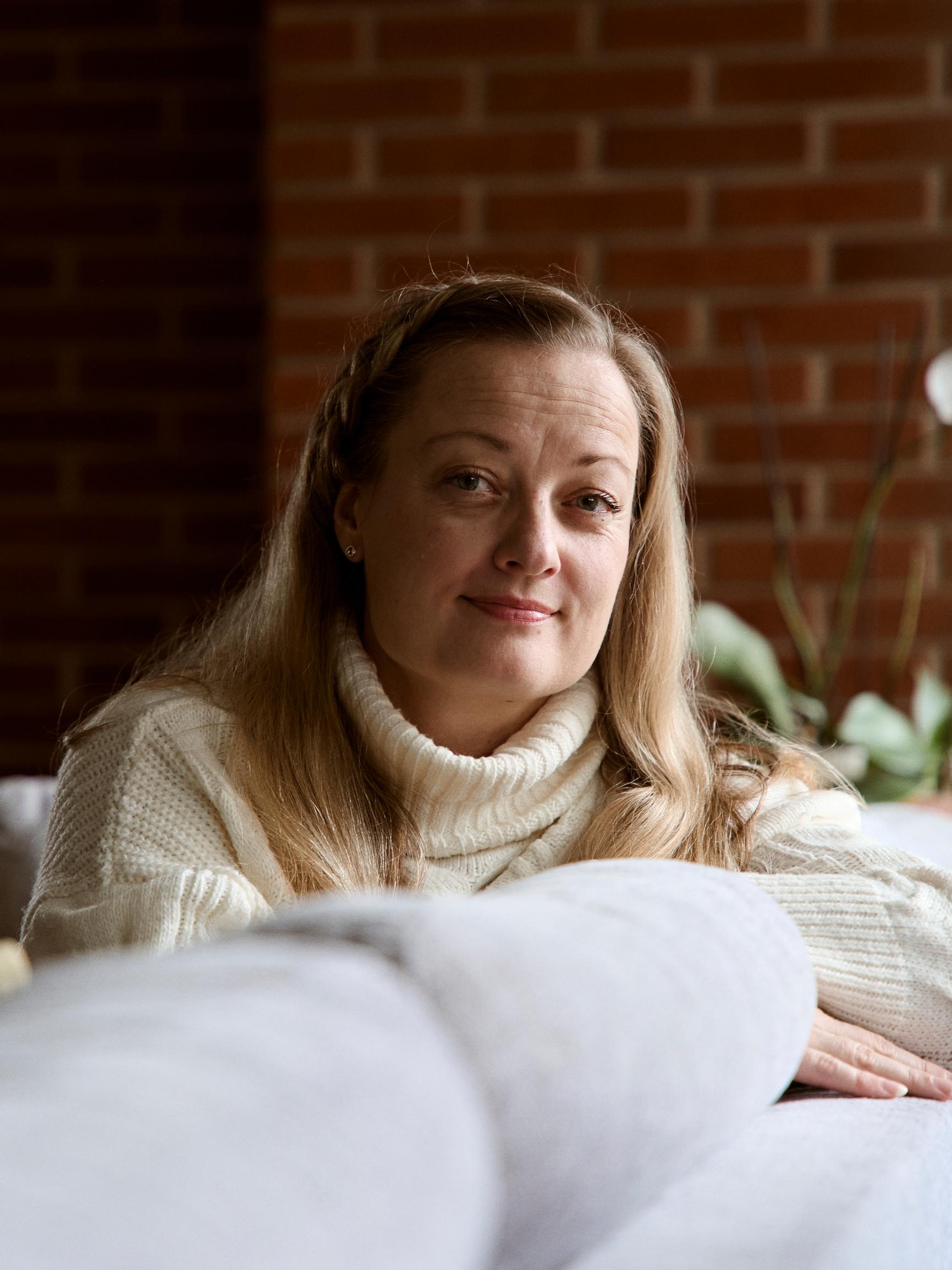 Kun Paulan sisko kuoli onnettomuudessa, 11-vuotias siskonpoika muutti Paulan perheeseen: ”Olin lamaannuksissa, minulla oli jo kolme lasta”
