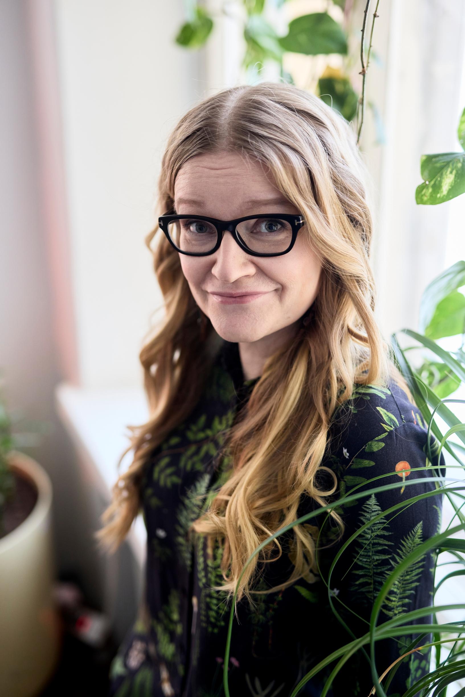 Johanna Vehkoota ruodittiin internetin valeuutis- ja naisvihapalstoilla. Hänen tapauksensa innotti mediatalot ja alan liitot perustamaan journalistien tukirahaston.