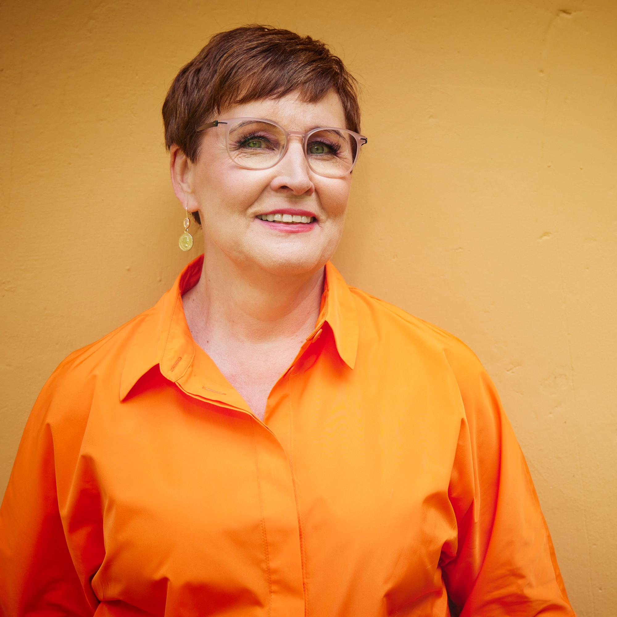 Uutisankkuri Marjukka Havumäki jäi eläkkeelle keskellä elämänsä raskainta vuotta – työhuolet ja omat surut yllättivät